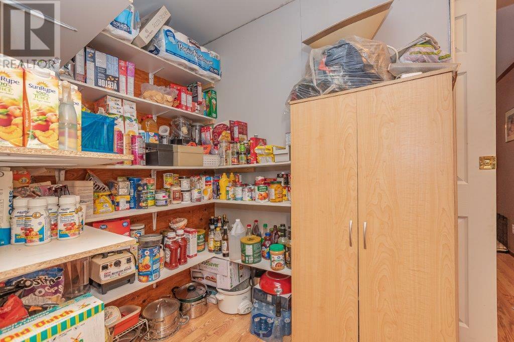 MALAKWA, British Columbia, V0E 2J0, CA, 2 Bedrooms Bedrooms, ,Residential,For Sale,1839032