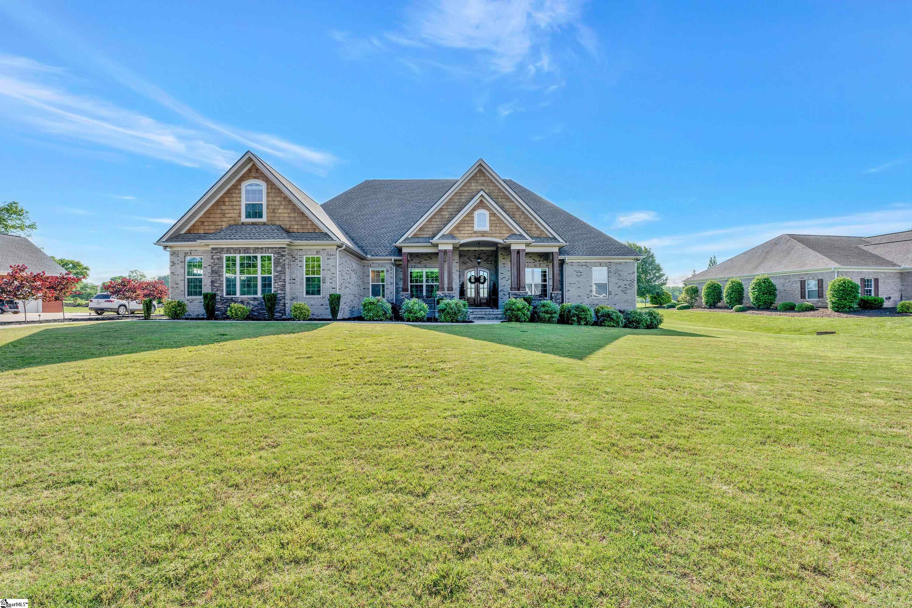 Campobello, South Carolina, 29322, United States, 4 Bedrooms Bedrooms, ,5 BathroomsBathrooms,Residential,For Sale,1827518