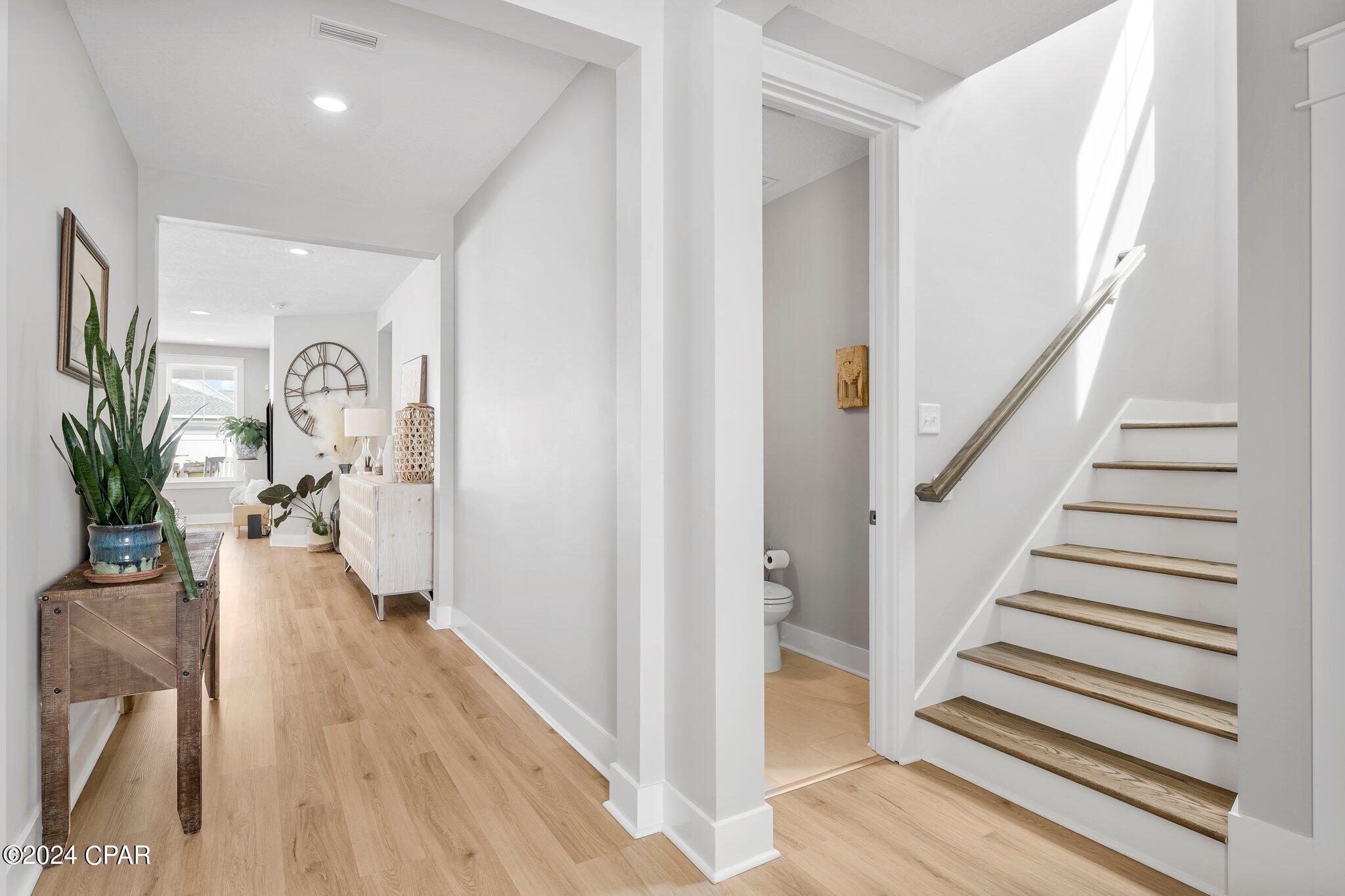 Panama City, Florida, 32405, United States, 4 Bedrooms Bedrooms, ,3 BathroomsBathrooms,Residential,For Sale,1879448