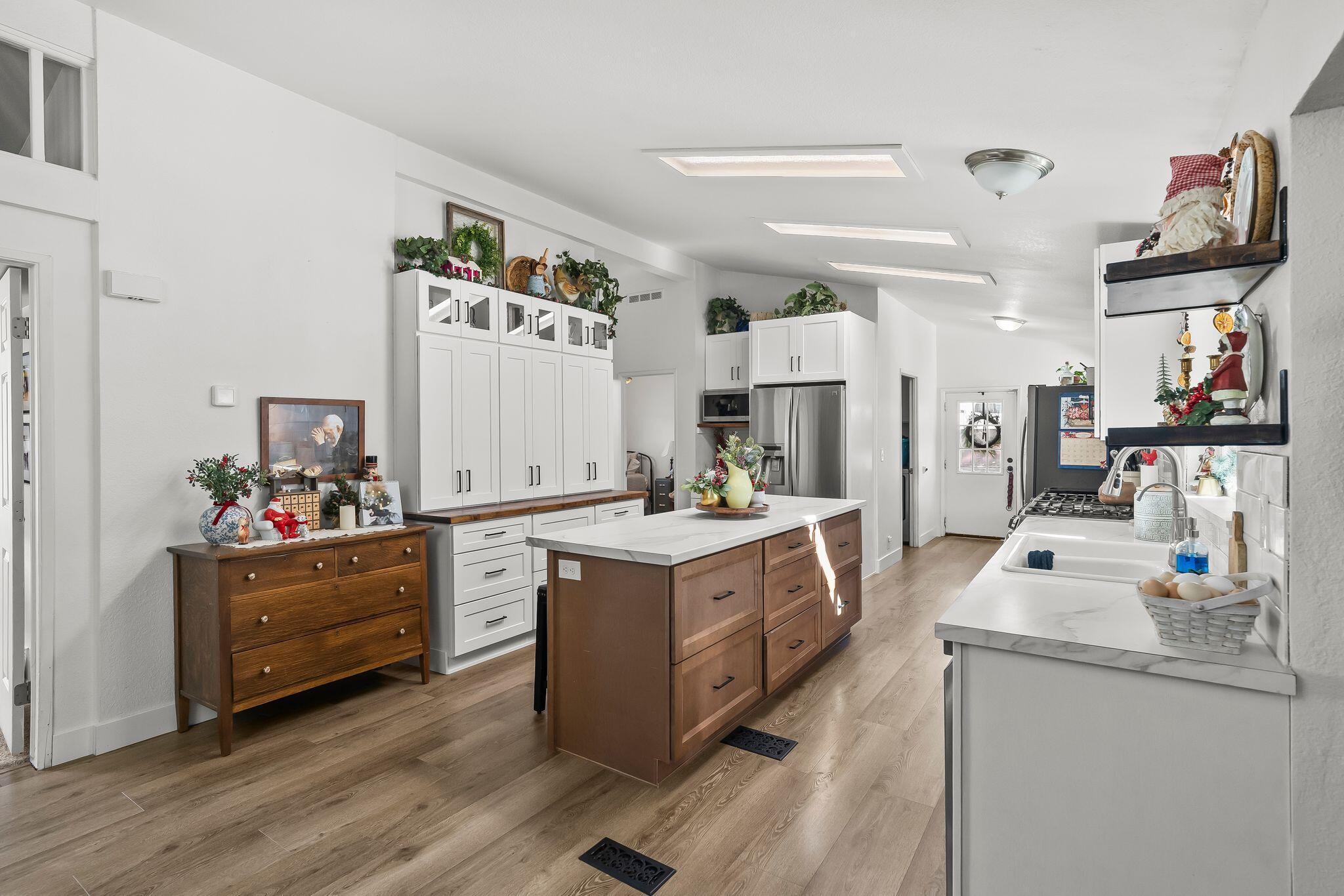 St George, Utah, 84770, United States, 6 Bedrooms Bedrooms, ,3 BathroomsBathrooms,Residential,For Sale,2005357