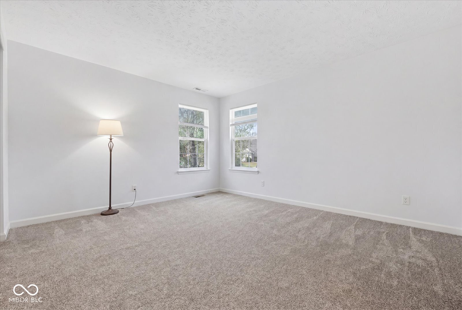Nashville, Indiana, 47448, United States, 4 Bedrooms Bedrooms, ,3 BathroomsBathrooms,Residential,For Sale,2033117