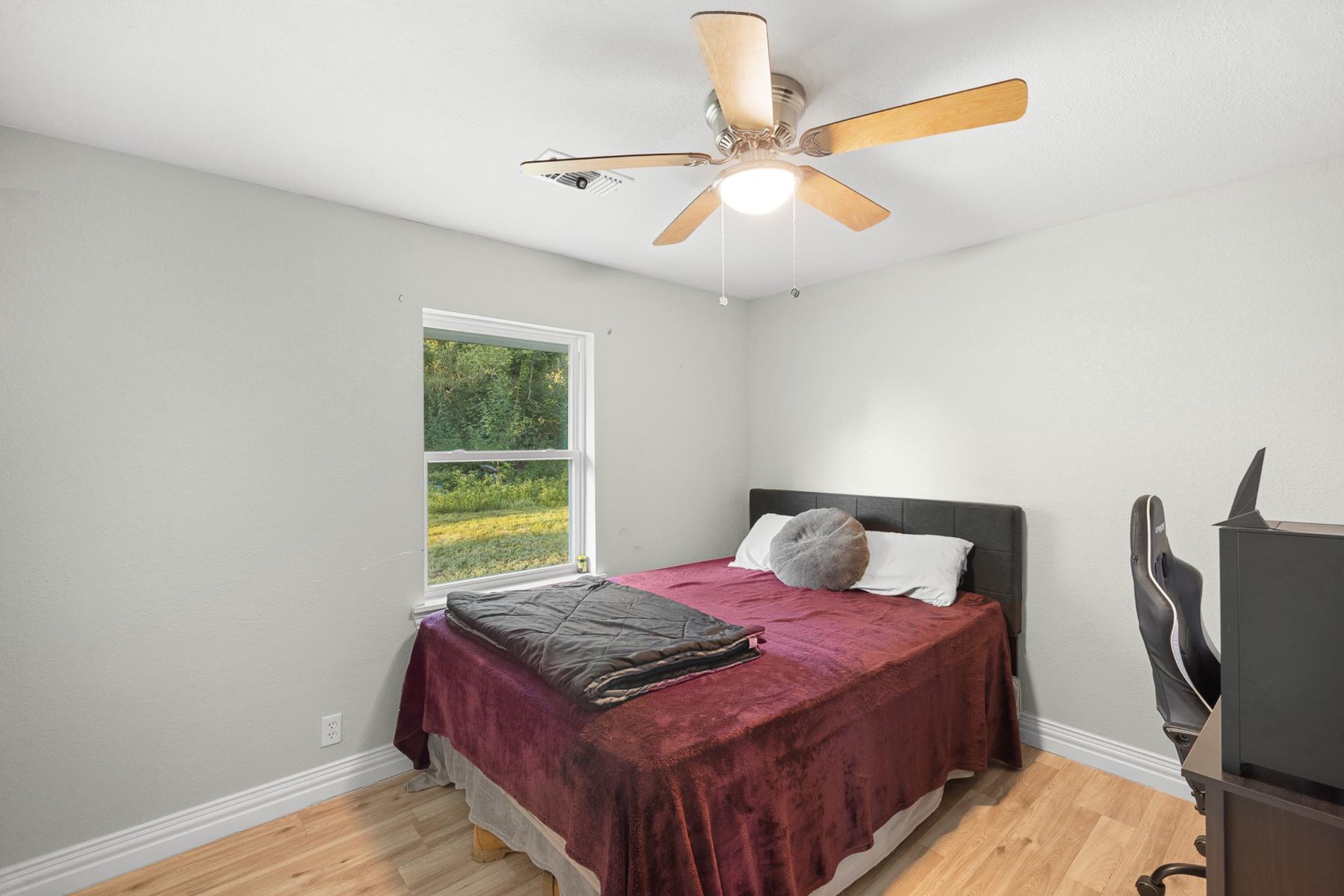  8822 Punchard Lane, Bellville, TX, 77418 - 物件實景