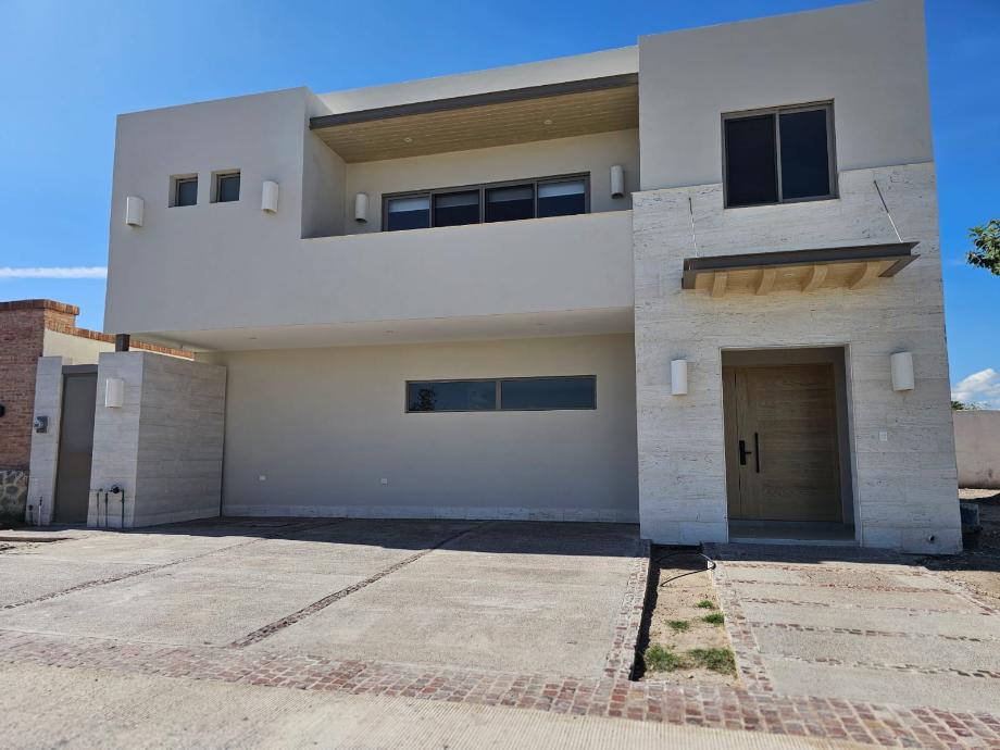 Gómez Palacio, Durango, 35140, Mexico, 3 Bedrooms Bedrooms, ,3 BathroomsBathrooms,Residential,For Sale,1951165