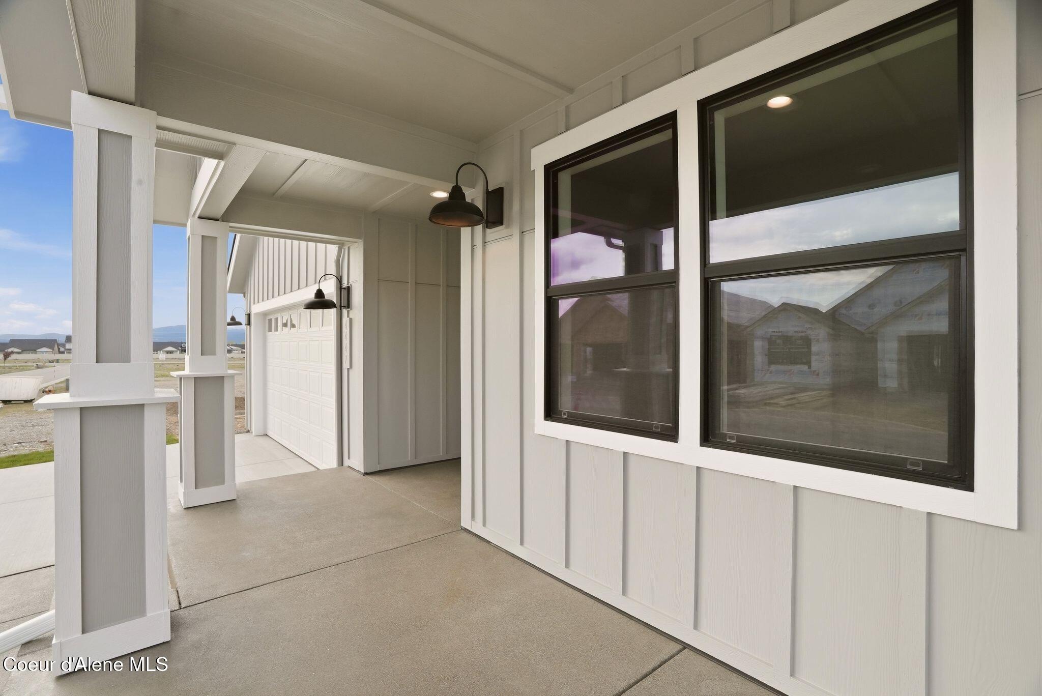Coeur d'Alene, Idaho, 83815, United States, 4 Bedrooms Bedrooms, ,3 BathroomsBathrooms,Residential,For Sale,2039969