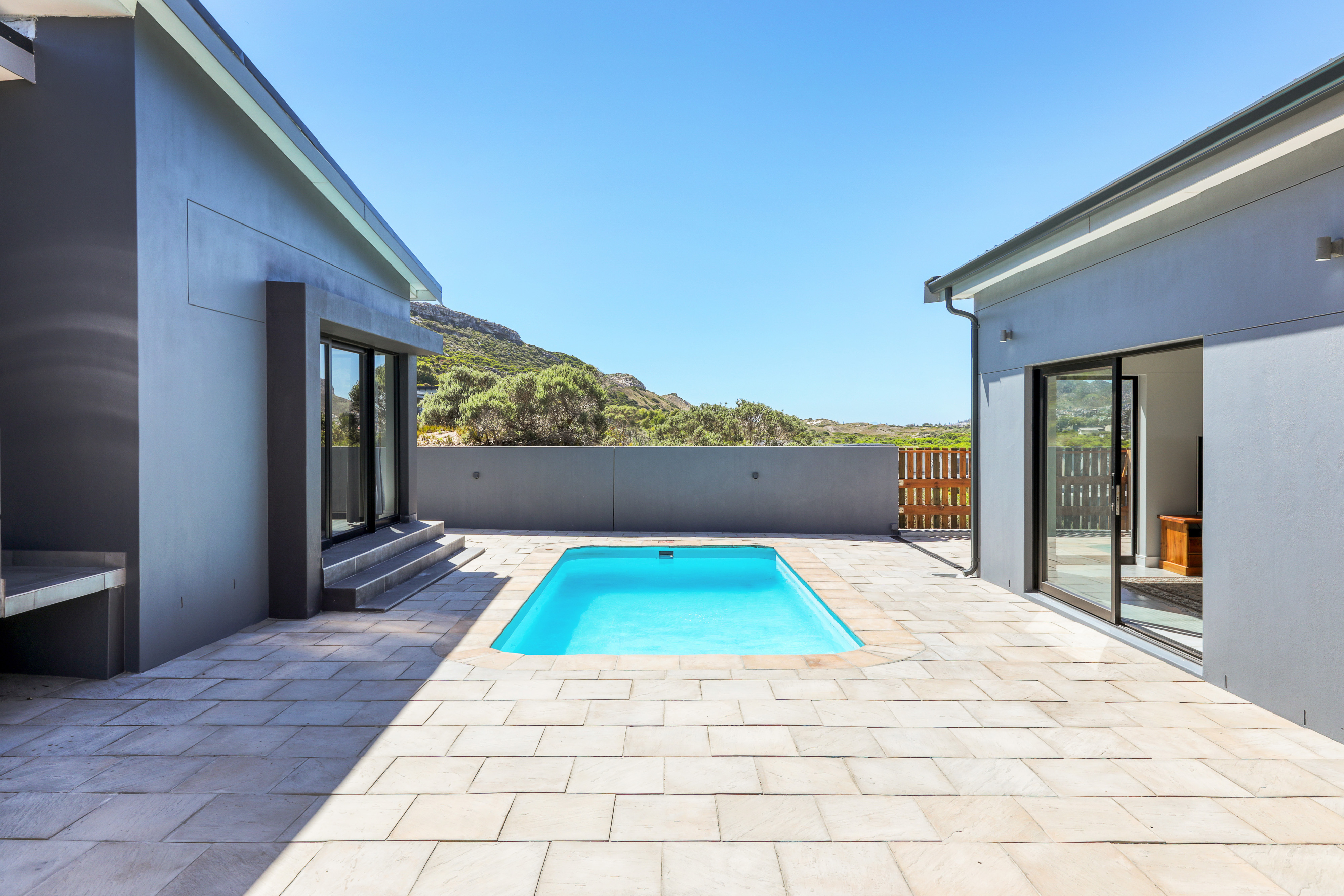  Noordhoek, Chapman