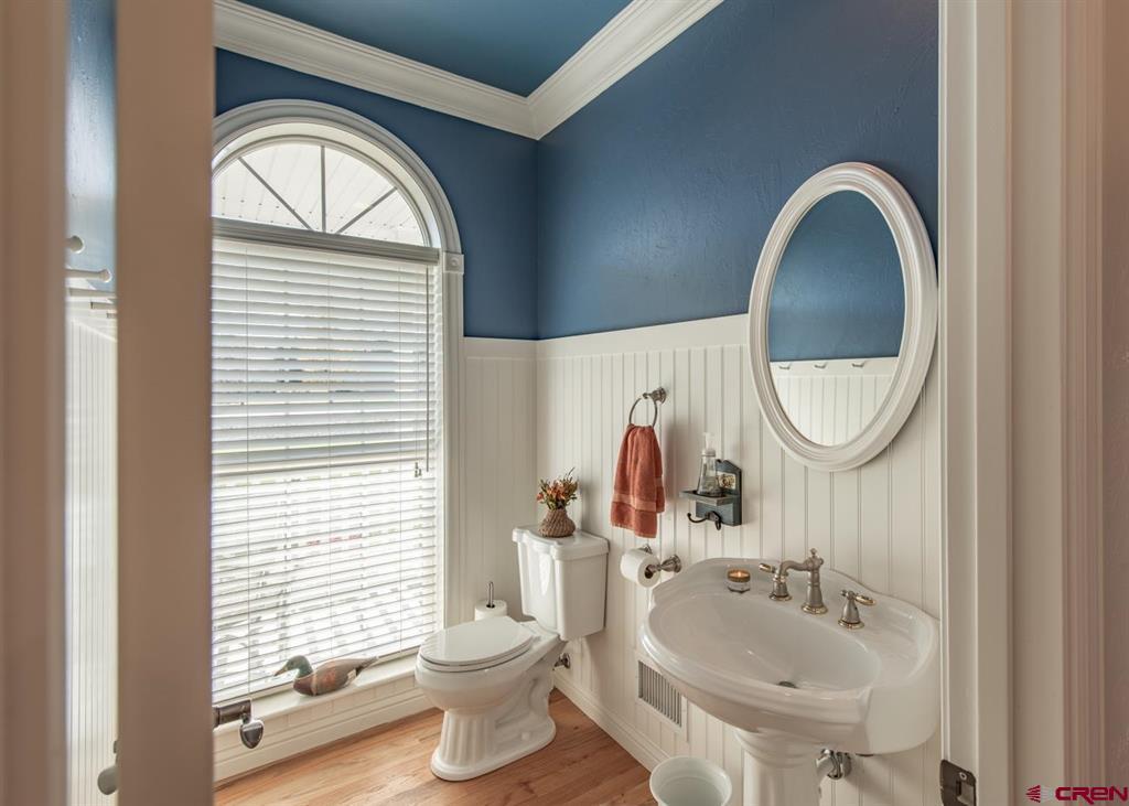 Montrose, Colorado, 81403, United States, 4 Bedrooms Bedrooms, ,4 BathroomsBathrooms,Residential,For Sale,1994276