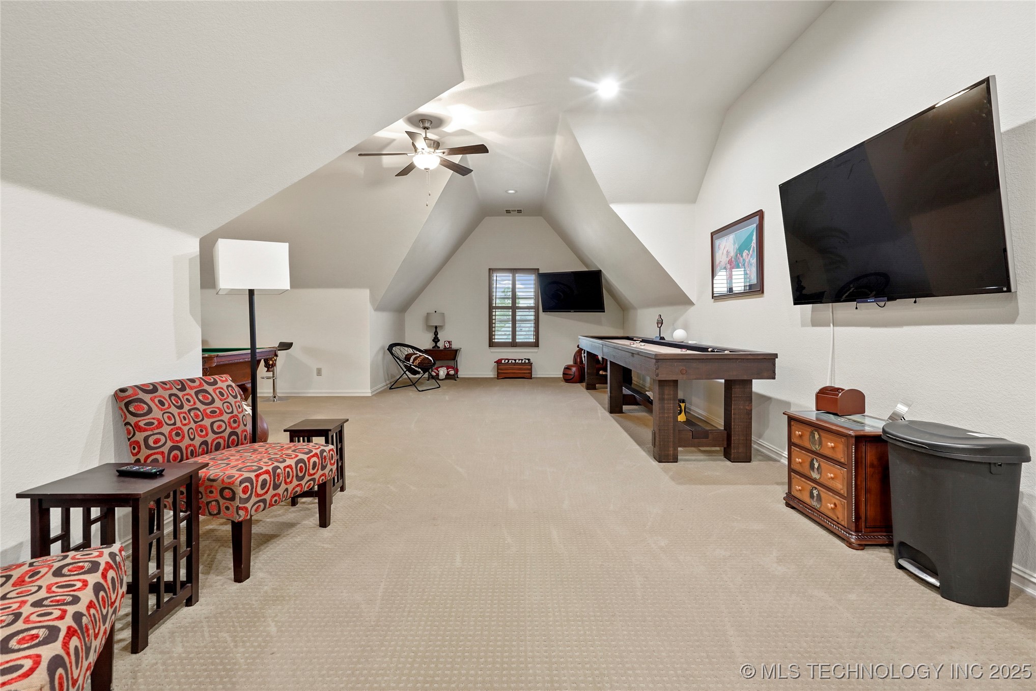 Broken Arrow, Oklahoma, 74011, United States, 5 Bedrooms Bedrooms, ,5 BathroomsBathrooms,Residential,For Sale,1793326