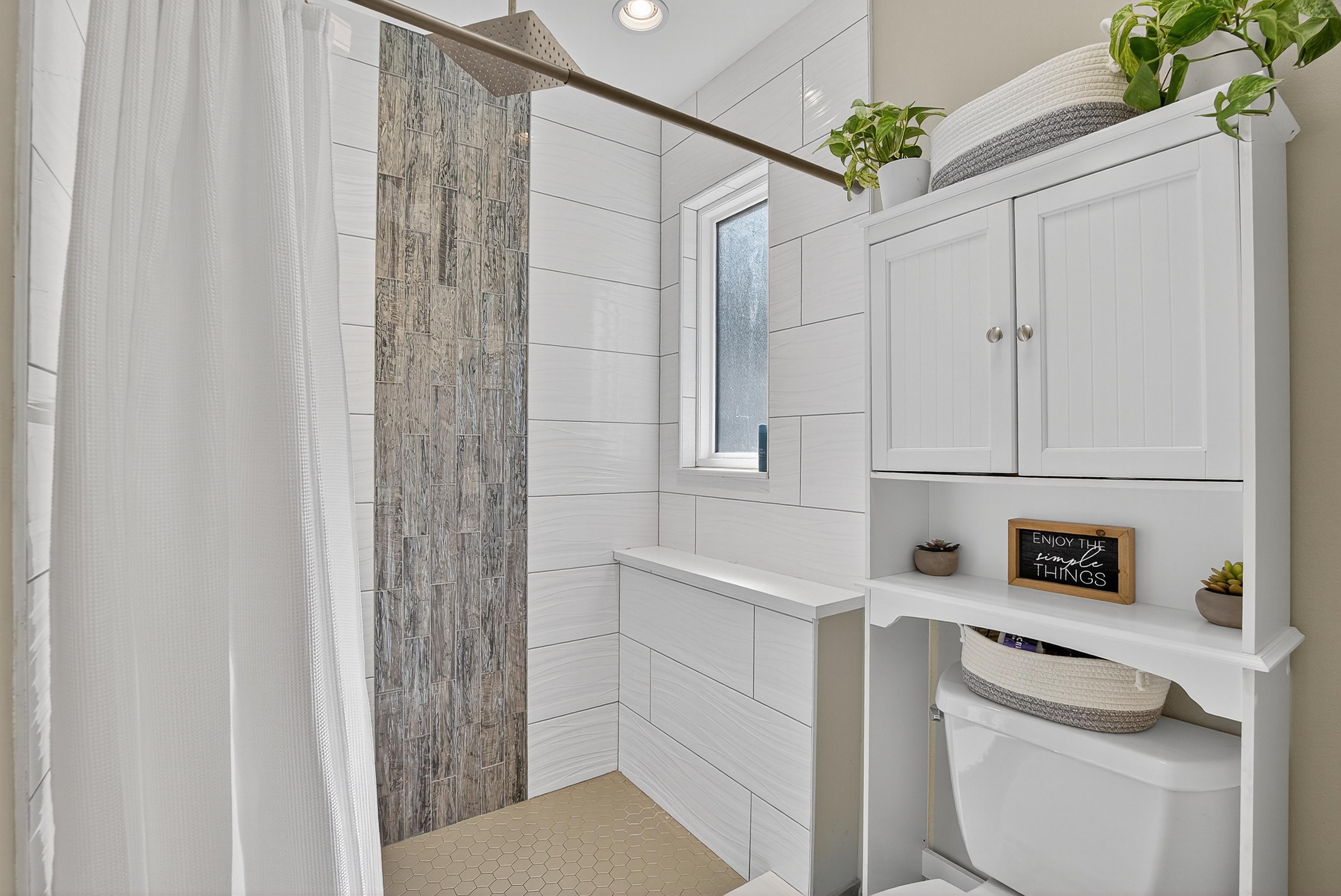 Wimauma, Florida, 33598, United States, 3 Bedrooms Bedrooms, ,3 BathroomsBathrooms,Residential,For Sale,1983978