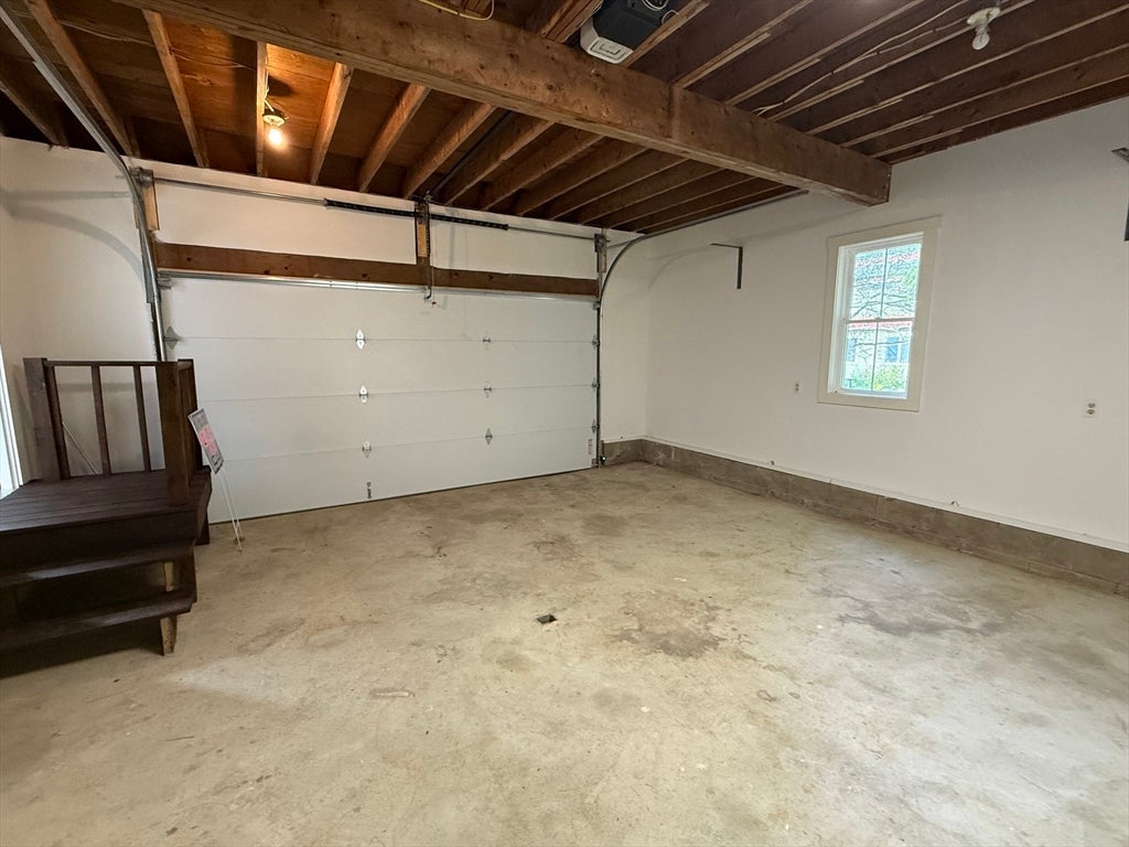 Montague, Massachusetts, 01351, United States, 3 Bedrooms Bedrooms, ,2 BathroomsBathrooms,Residential,For Sale,1956497