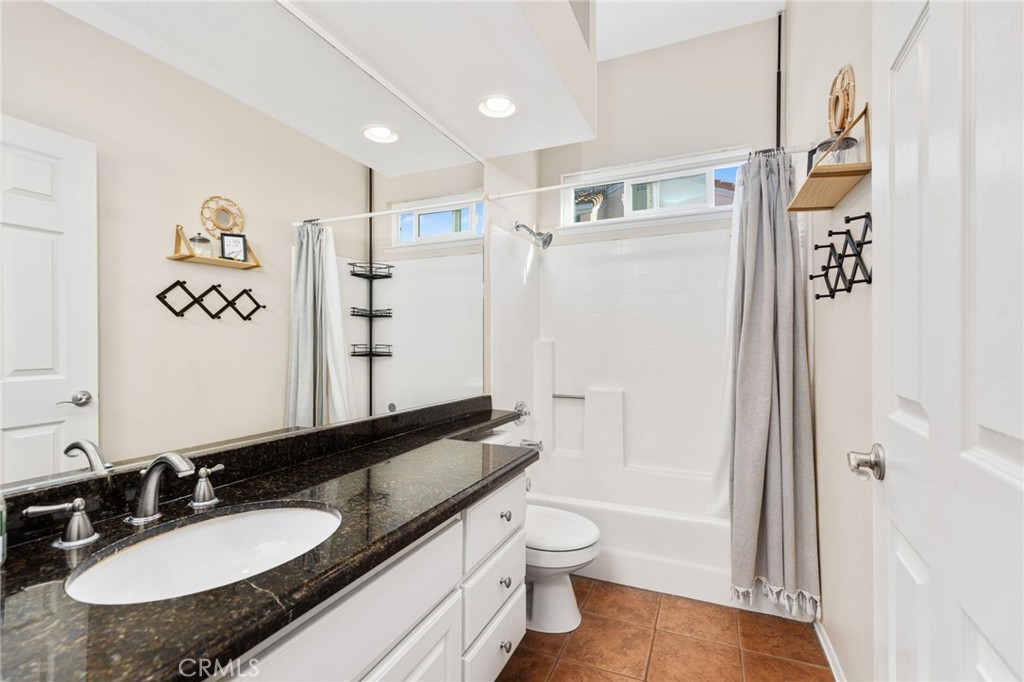 Murrieta, California, 92562, United States, 3 Bedrooms Bedrooms, ,2 BathroomsBathrooms,Residential,For Sale,1921619