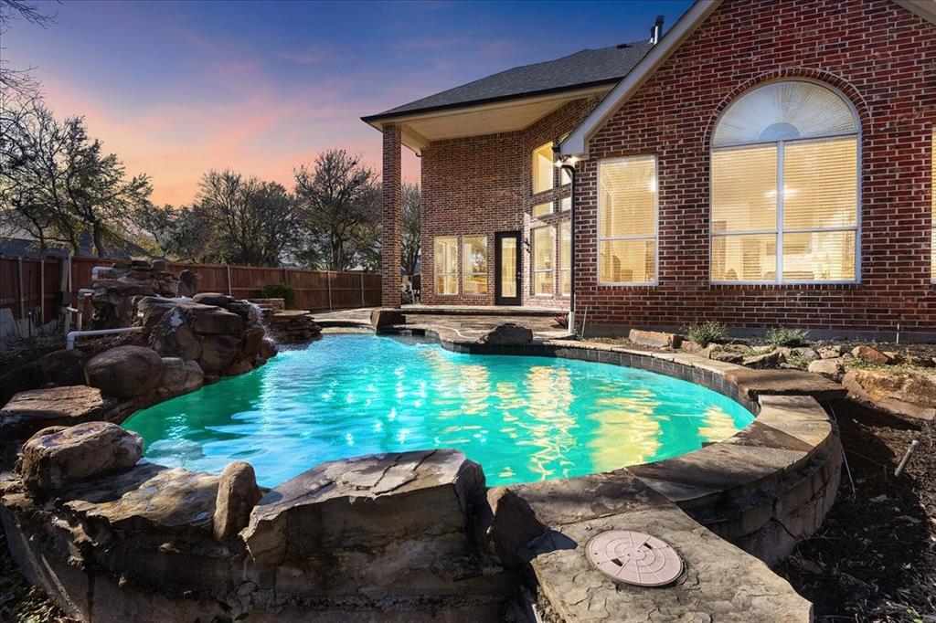 Rowlett, Texas, 75089, United States, 4 Bedrooms Bedrooms, ,4 BathroomsBathrooms,Residential,For Sale,2006168