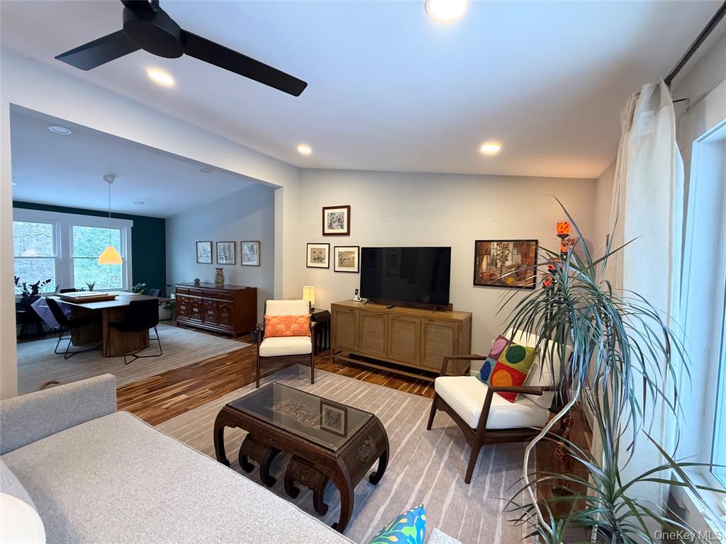 Staatsburg, New York, 12580, United States, 4 Bedrooms Bedrooms, ,3 BathroomsBathrooms,Residential,For Sale,2005634