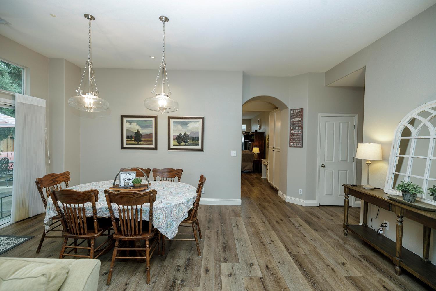 Turlock, California, 95382, United States, 4 Bedrooms Bedrooms, ,2 BathroomsBathrooms,Residential,For Sale,1987416