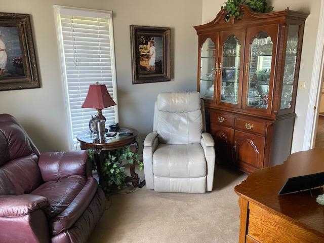 Florence, Alabama, 35630, United States, 1 Bedroom Bedrooms, ,2 BathroomsBathrooms,Residential,For Sale,1807025