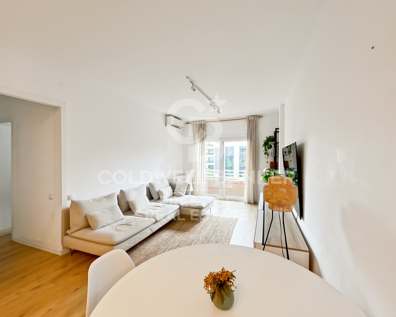 Barcelona, Catalonia, ES, 2 Bedrooms Bedrooms, ,1 BathroomBathrooms,Residential,For Sale,1908860