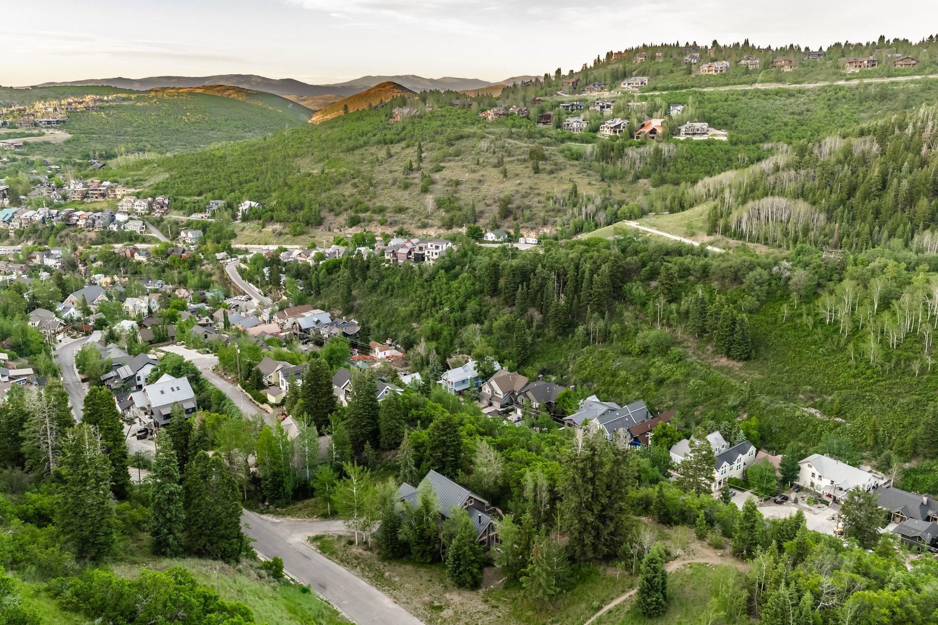  Old Town Opportunity Perched above Daly Canyon and Main Street - 物件實景