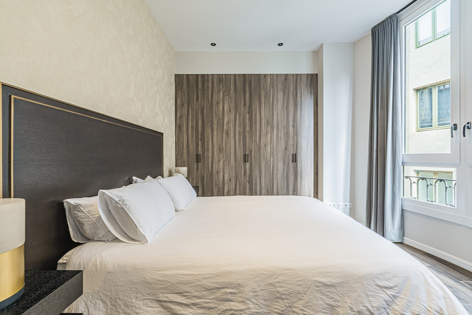  Extraordinary corner apartment on high floor with sea-views - 物件實景