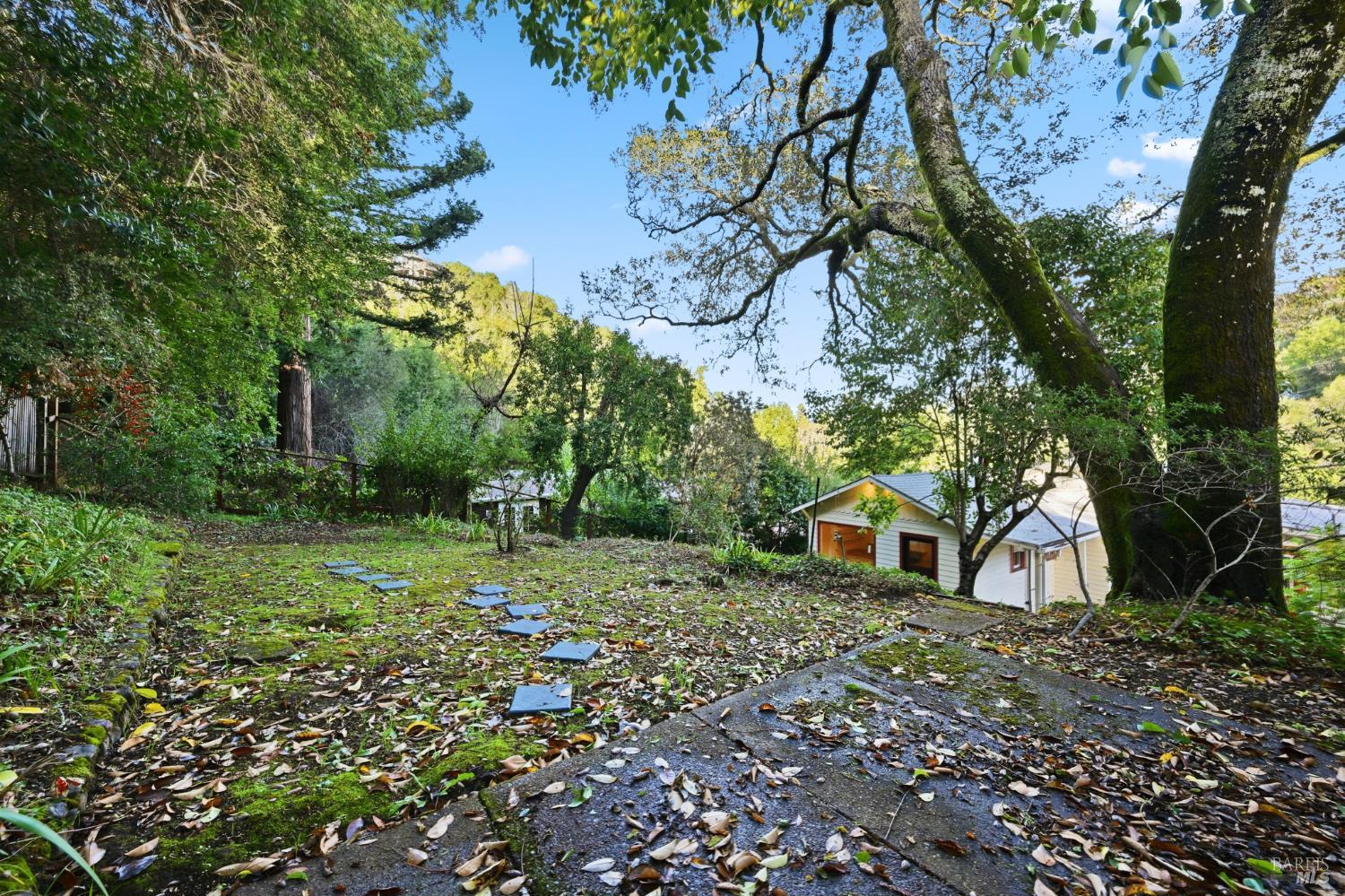 Fairfax, California, 94930, United States, 2 Bedrooms Bedrooms, ,2 BathroomsBathrooms,Residential,For Sale,1989097