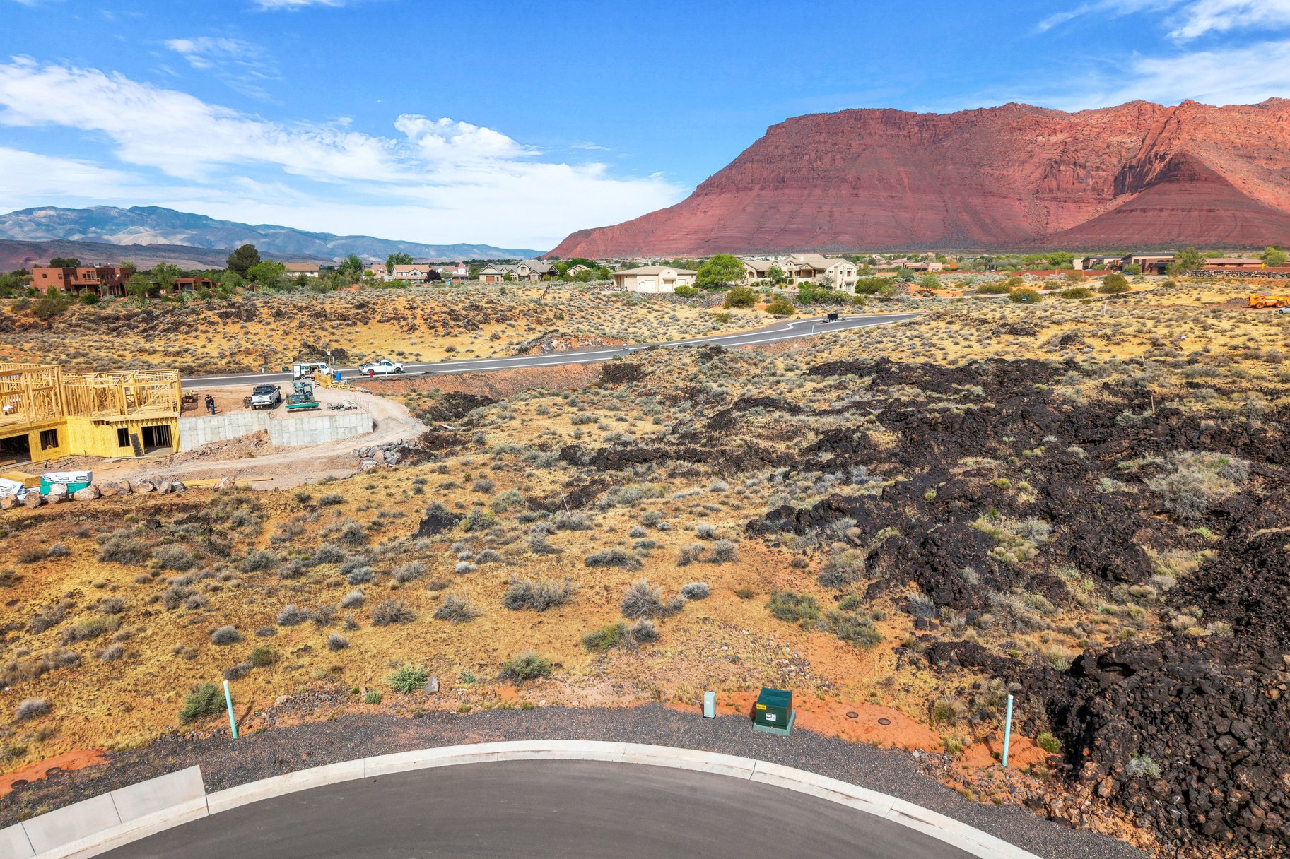  Large Lot at Black Desert Resort Zoned for Nightly Rental - 物件實景