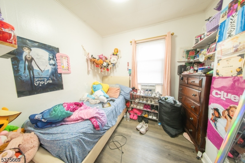 Paterson City, New Jersey, 07524, United States, 7 Bedrooms Bedrooms, ,3 BathroomsBathrooms,Residential,For Sale,1906388
