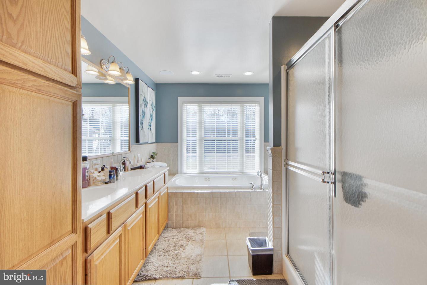 ST LEONARD, Maryland, 20685, United States, 6 Bedrooms Bedrooms, ,4 BathroomsBathrooms,Residential,For Sale,1794955