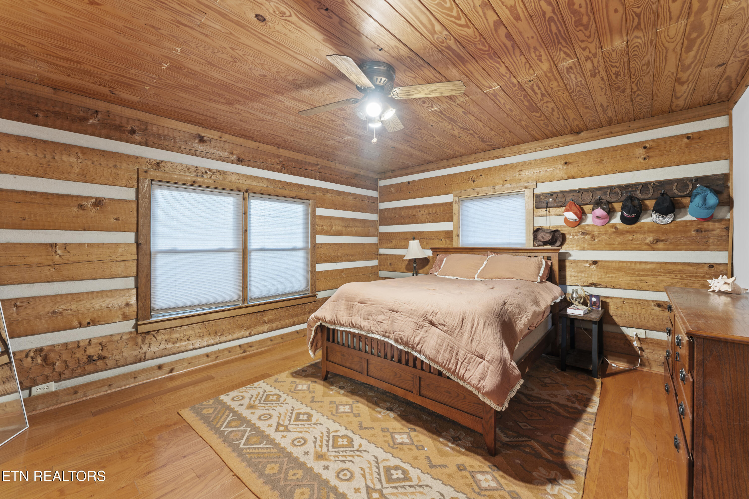 Knoxville, Tennessee, 37922, United States, 4 Bedrooms Bedrooms, ,4 BathroomsBathrooms,Residential,For Sale,1977894