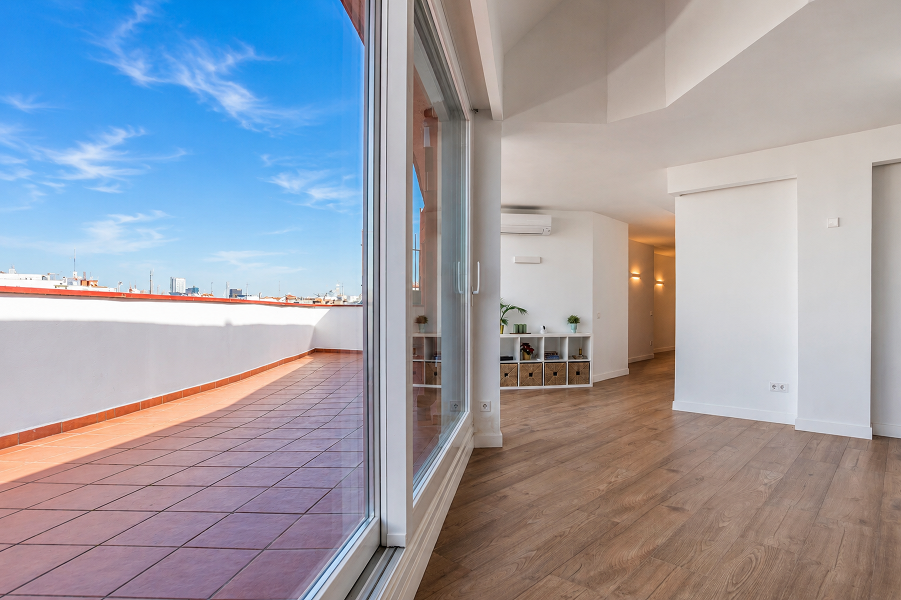 Penthouse with 5 bedrooms and terrace in the heart of Madrid. - 物件實景