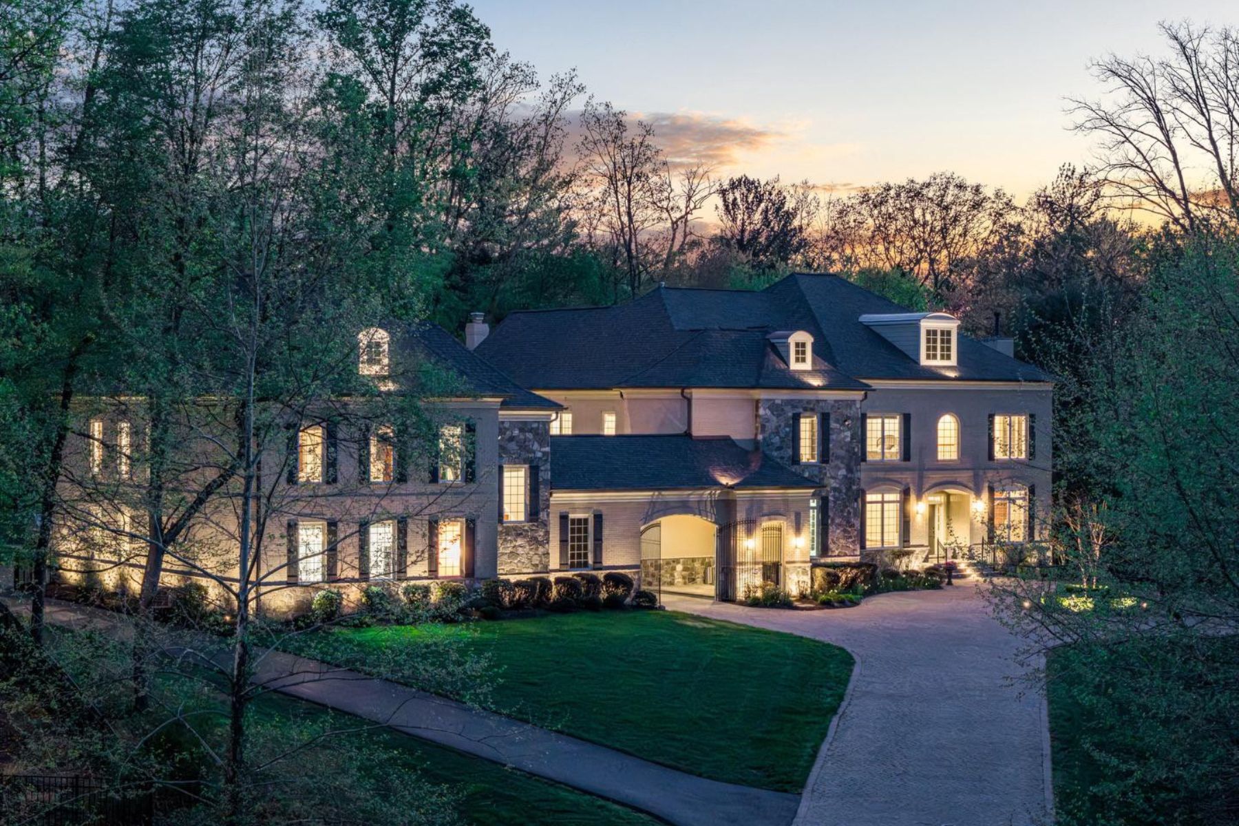  9111 Dara Lane, Great Falls, VA, 22066 - 物件實景