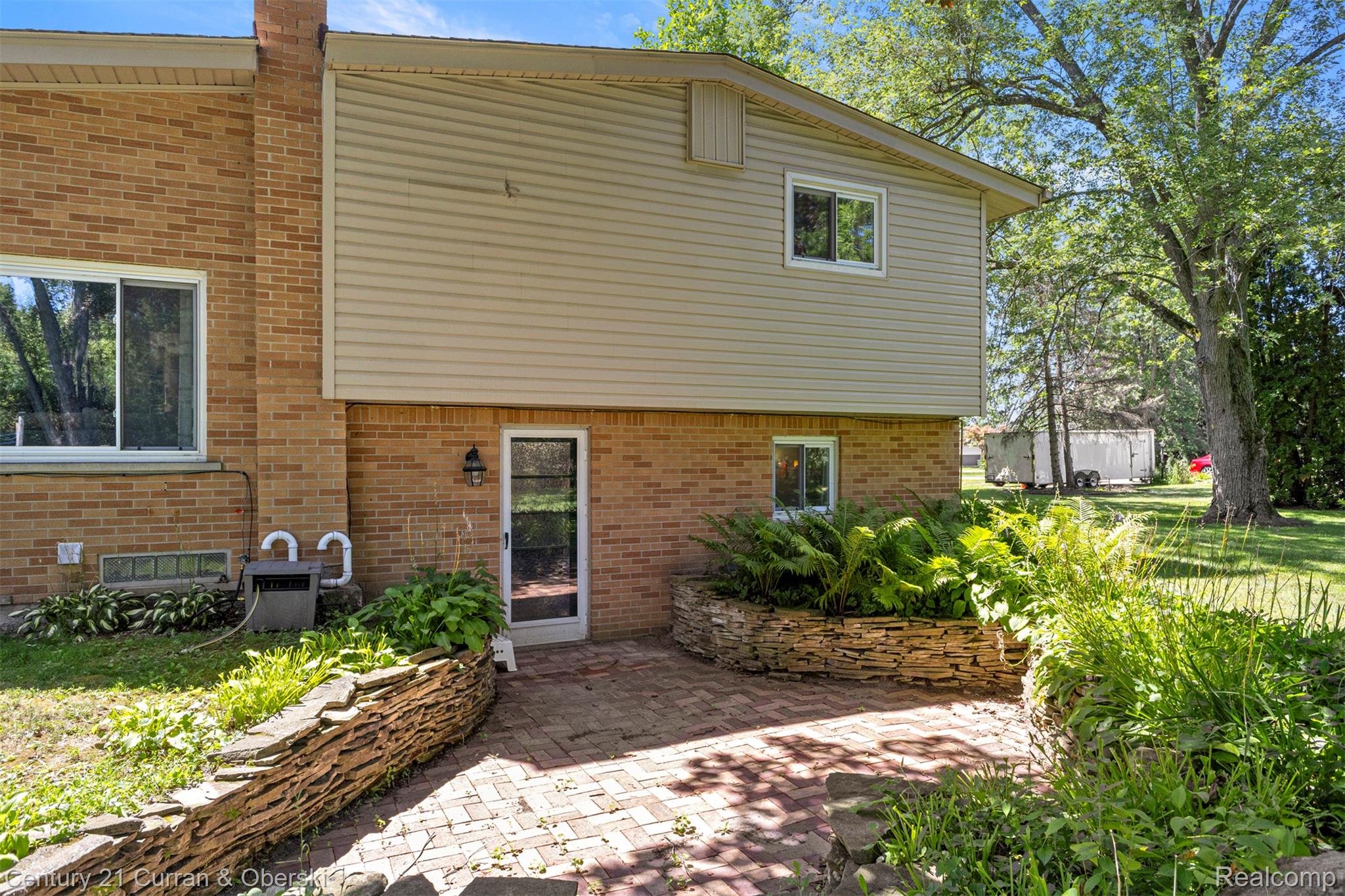Canton Charter Township, Michigan, 48188, United States, 5 Bedrooms Bedrooms, ,3 BathroomsBathrooms,Residential,For Sale,1904333