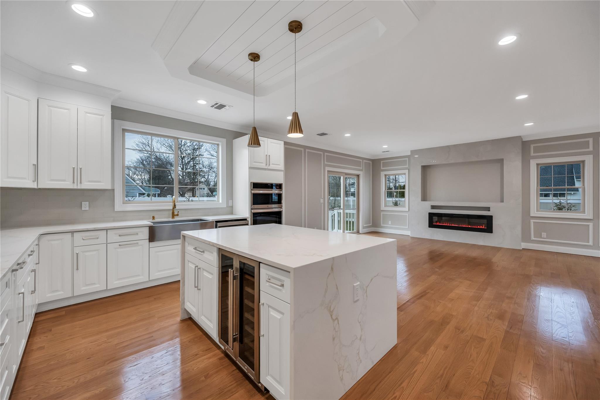 Levittown, New York, 11756, United States, 5 Bedrooms Bedrooms, ,4 BathroomsBathrooms,Residential,For Sale,1849977