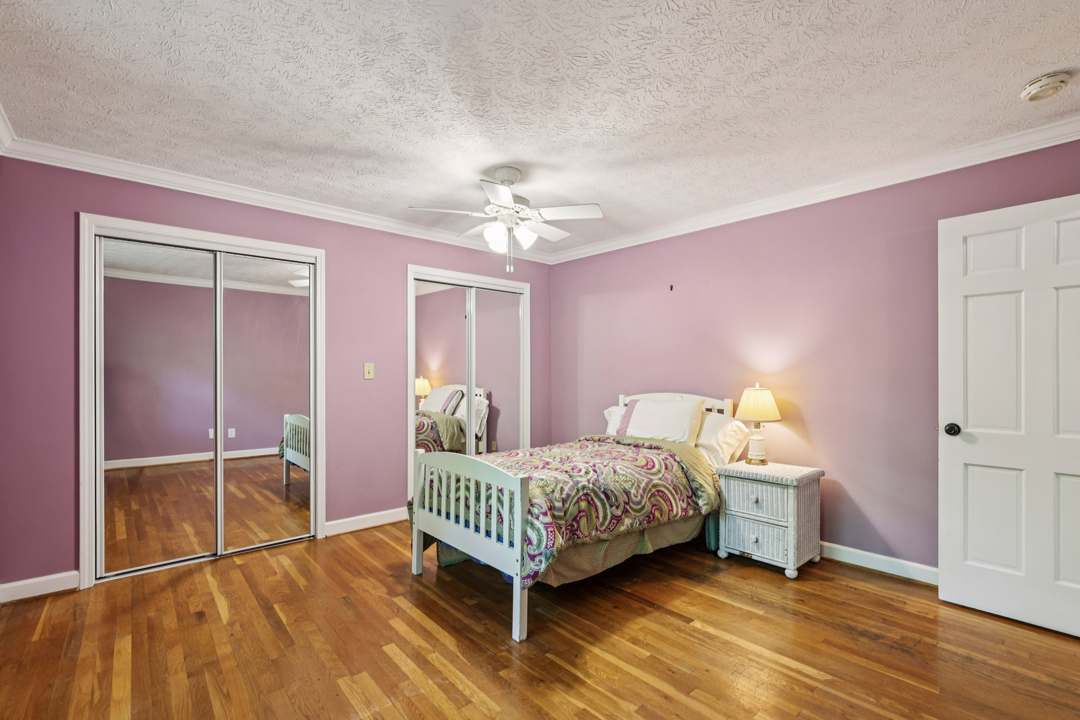  Standout Home in the Beloved Dunwoody North Neighborhood - 物件實景