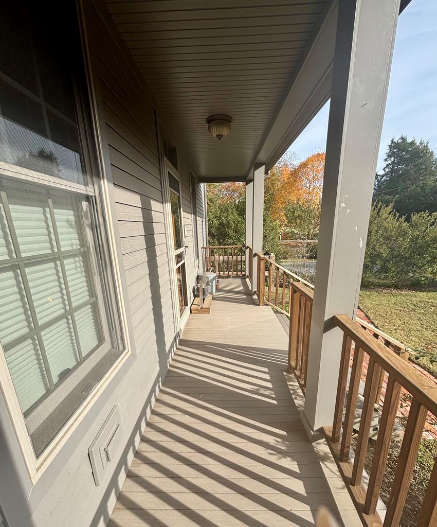 Onancock, Virginia, 23417, United States, 3 Bedrooms Bedrooms, ,2 BathroomsBathrooms,Residential,For Sale,1989733