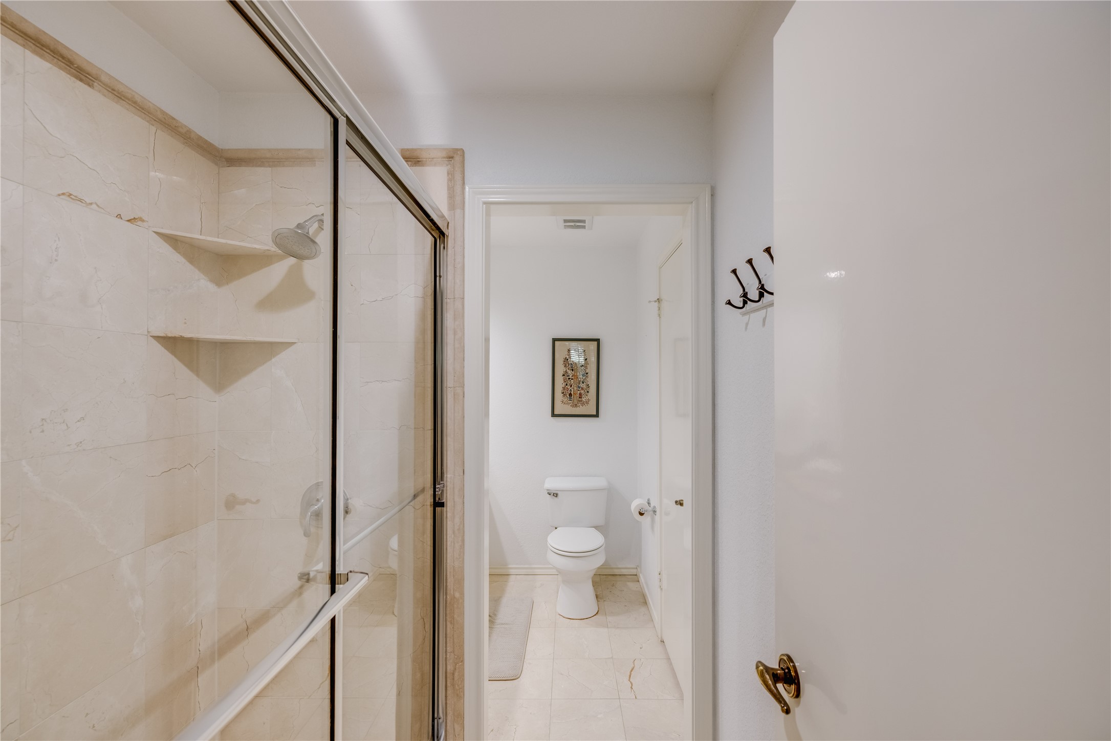 Fort Worth, Texas, 76116, United States, 4 Bedrooms Bedrooms, ,4 BathroomsBathrooms,Residential,For Sale,1926062