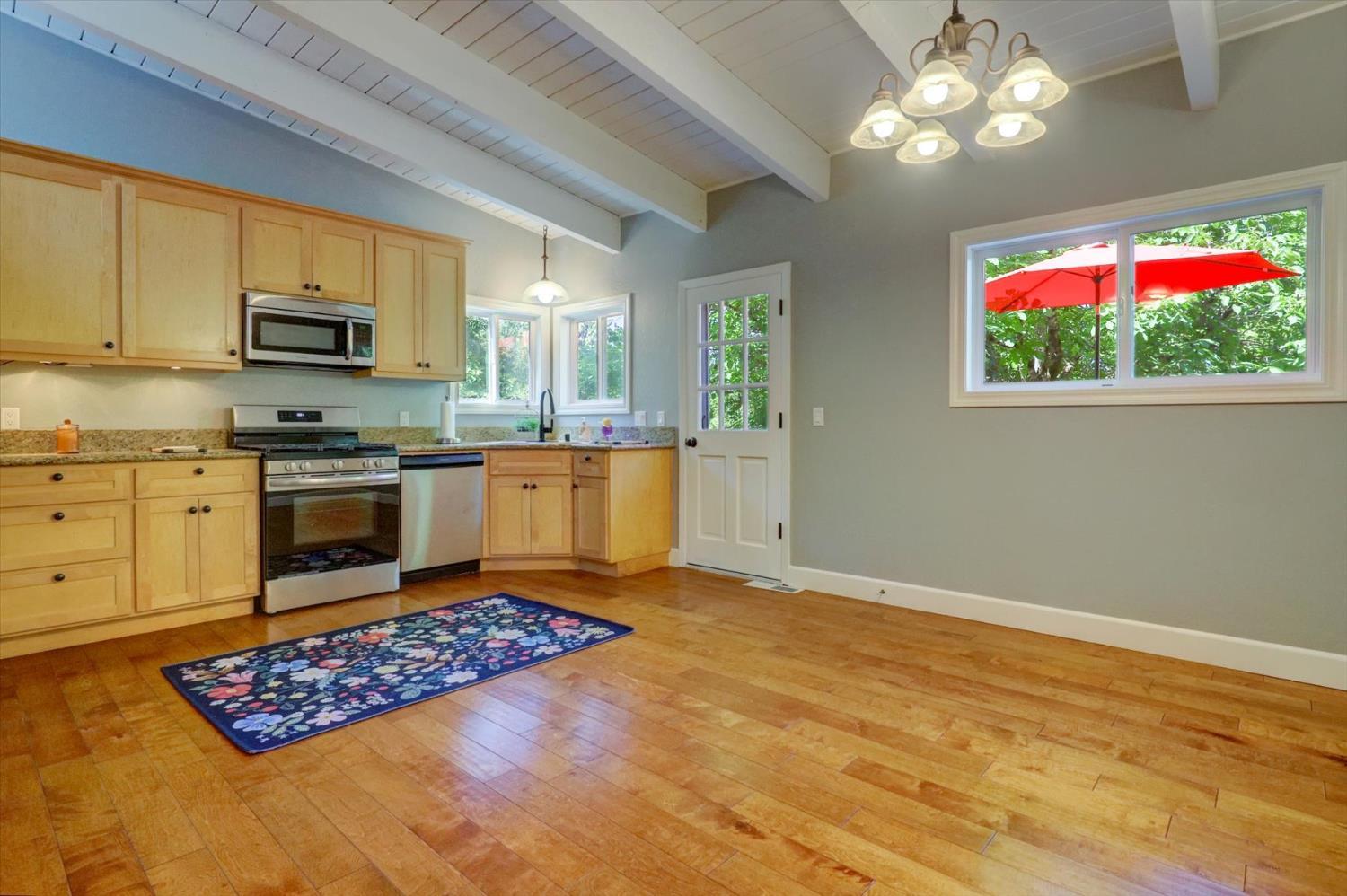 Nevada City, California, 95959, United States, 2 Bedrooms Bedrooms, ,2 BathroomsBathrooms,Residential,For Sale,1896886