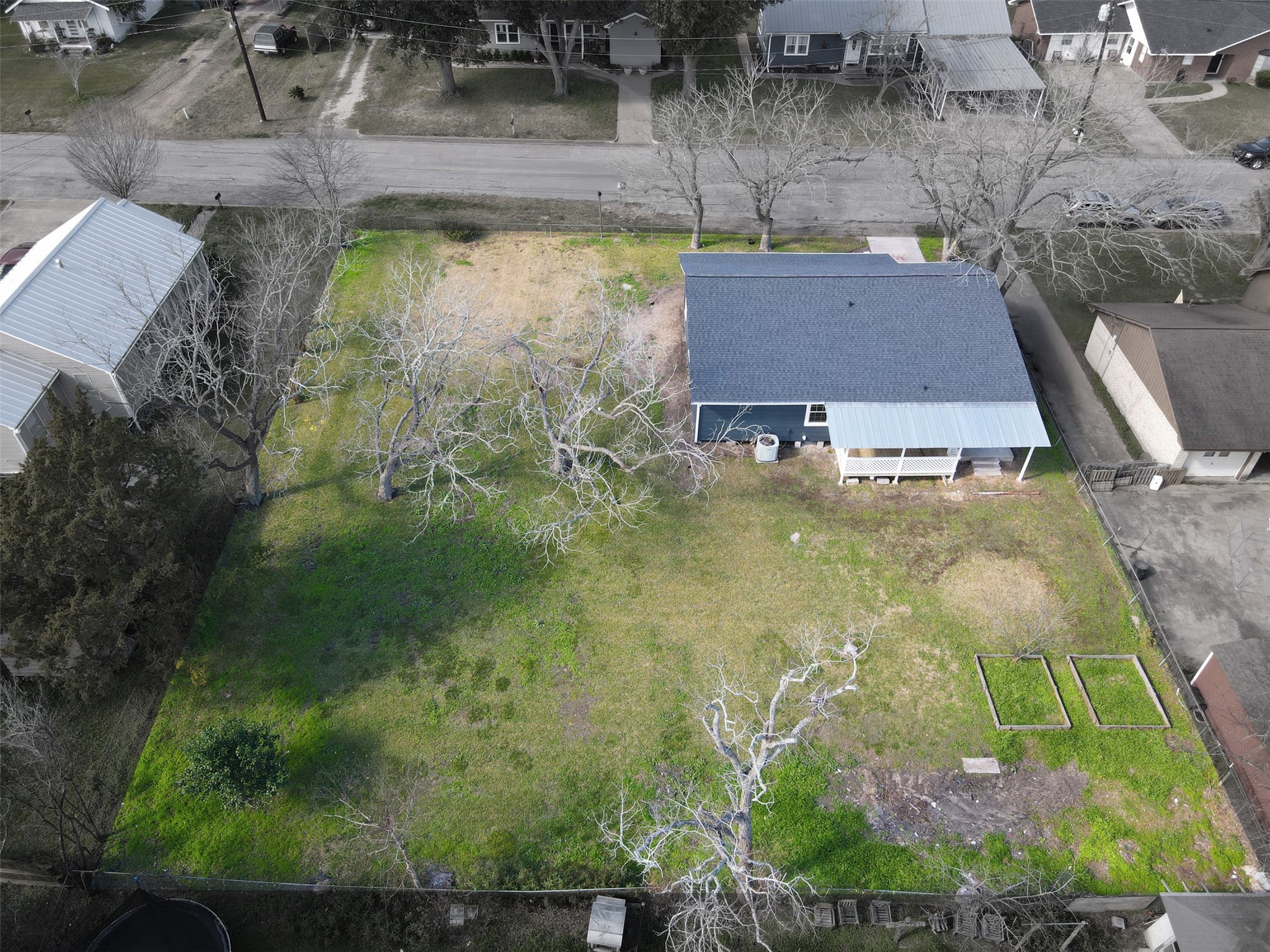  407 N Amthor Street,Bellville, TX, 77418 - 物件實景
