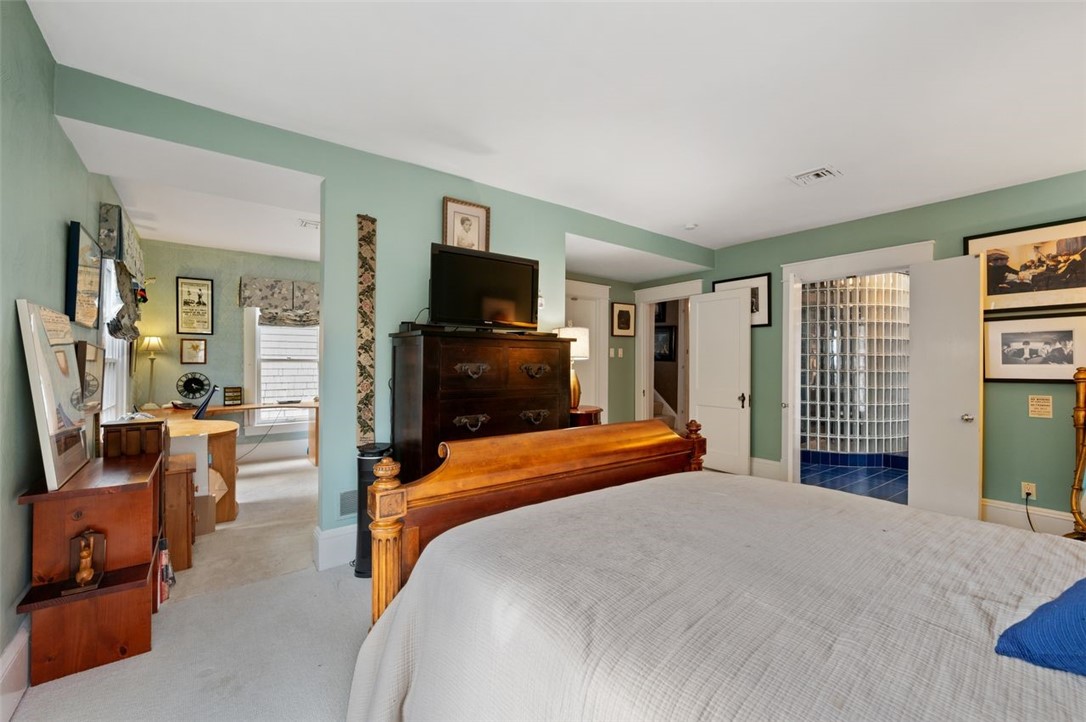 Squirrel Hill, Pennsylvania, 15217, United States, 5 Bedrooms Bedrooms, ,4 BathroomsBathrooms,Residential,For Sale,1991215