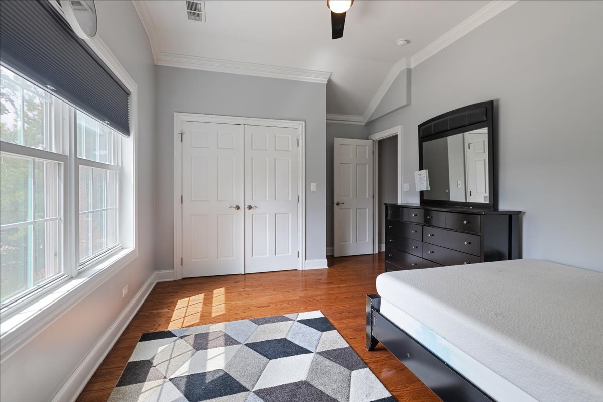 Lombard, Illinois, 60148, United States, 4 Bedrooms Bedrooms, ,4 BathroomsBathrooms,Residential,For Sale,1900568