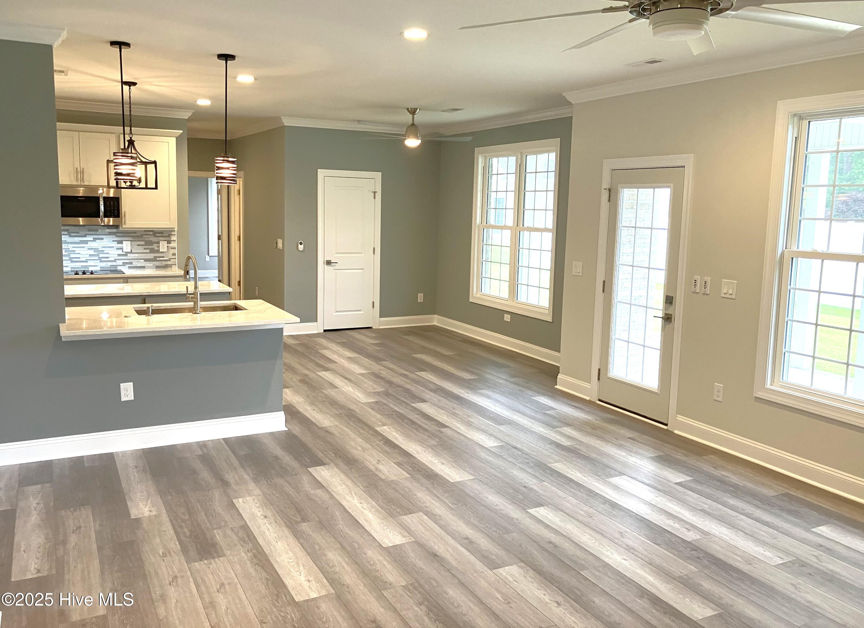 Jacksonville, North Carolina, 28546, United States, 5 Bedrooms Bedrooms, ,3 BathroomsBathrooms,Residential,For Sale,1983326