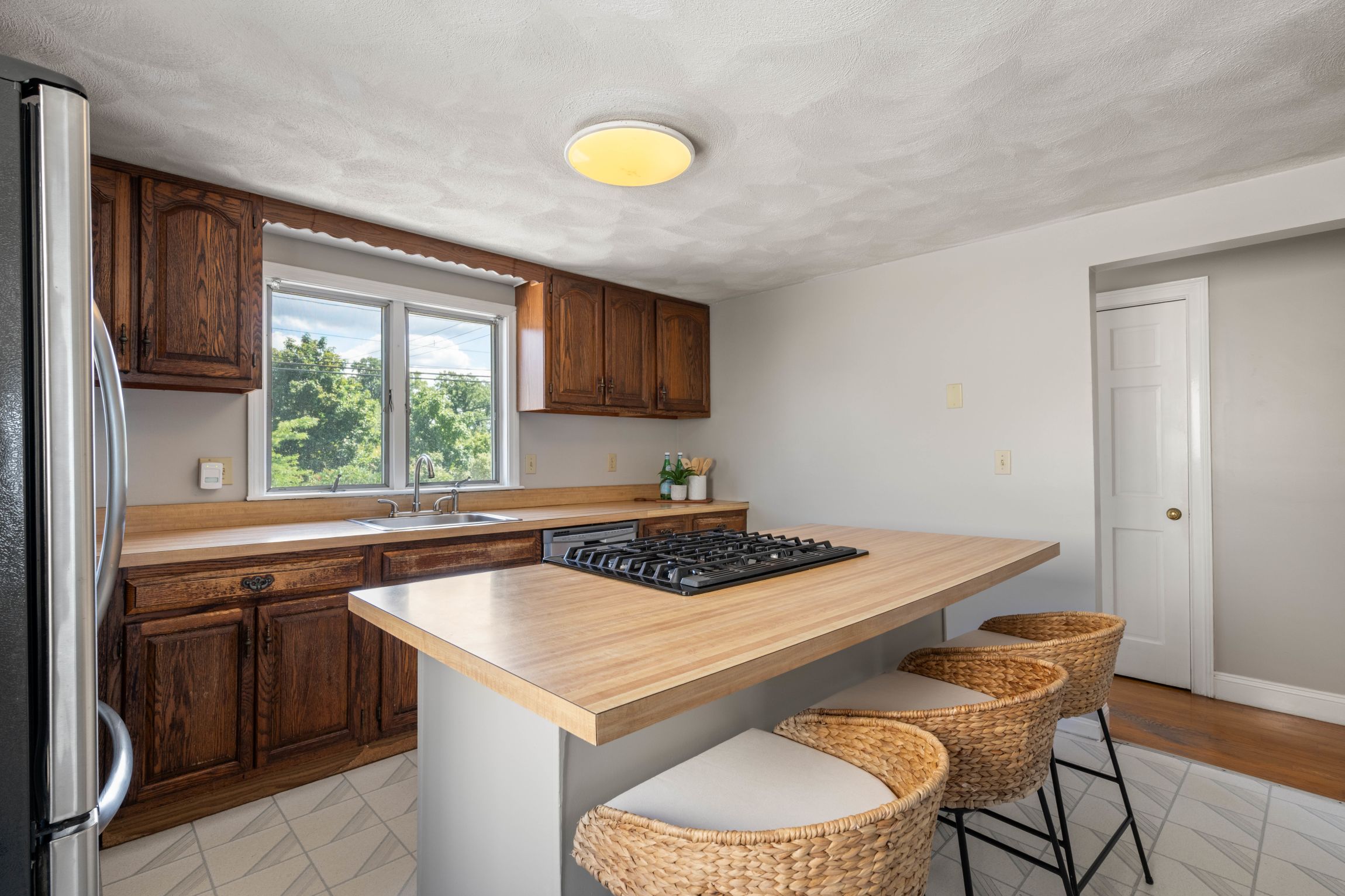  706 Sea Street, Quincy, MA 02169 - 物件實景