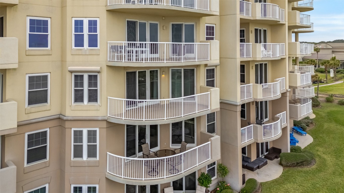 Fernandina Beach, Florida, 32034, United States, 2 Bedrooms Bedrooms, ,2 BathroomsBathrooms,Residential,For Sale,2000330