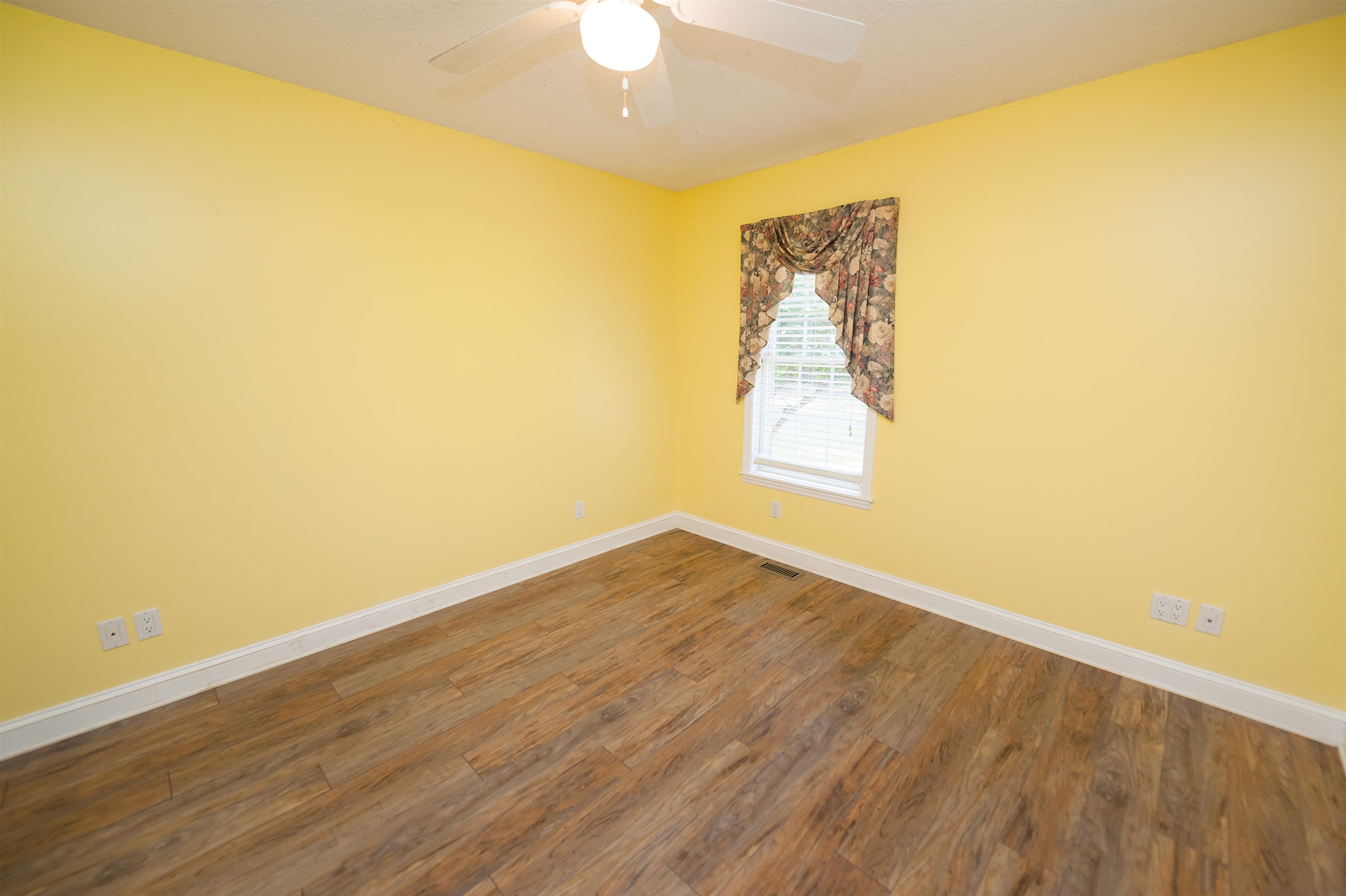 Boiling Springs, South Carolina, 29316, United States, 5 Bedrooms Bedrooms, ,4 BathroomsBathrooms,Residential,For Sale,1943235