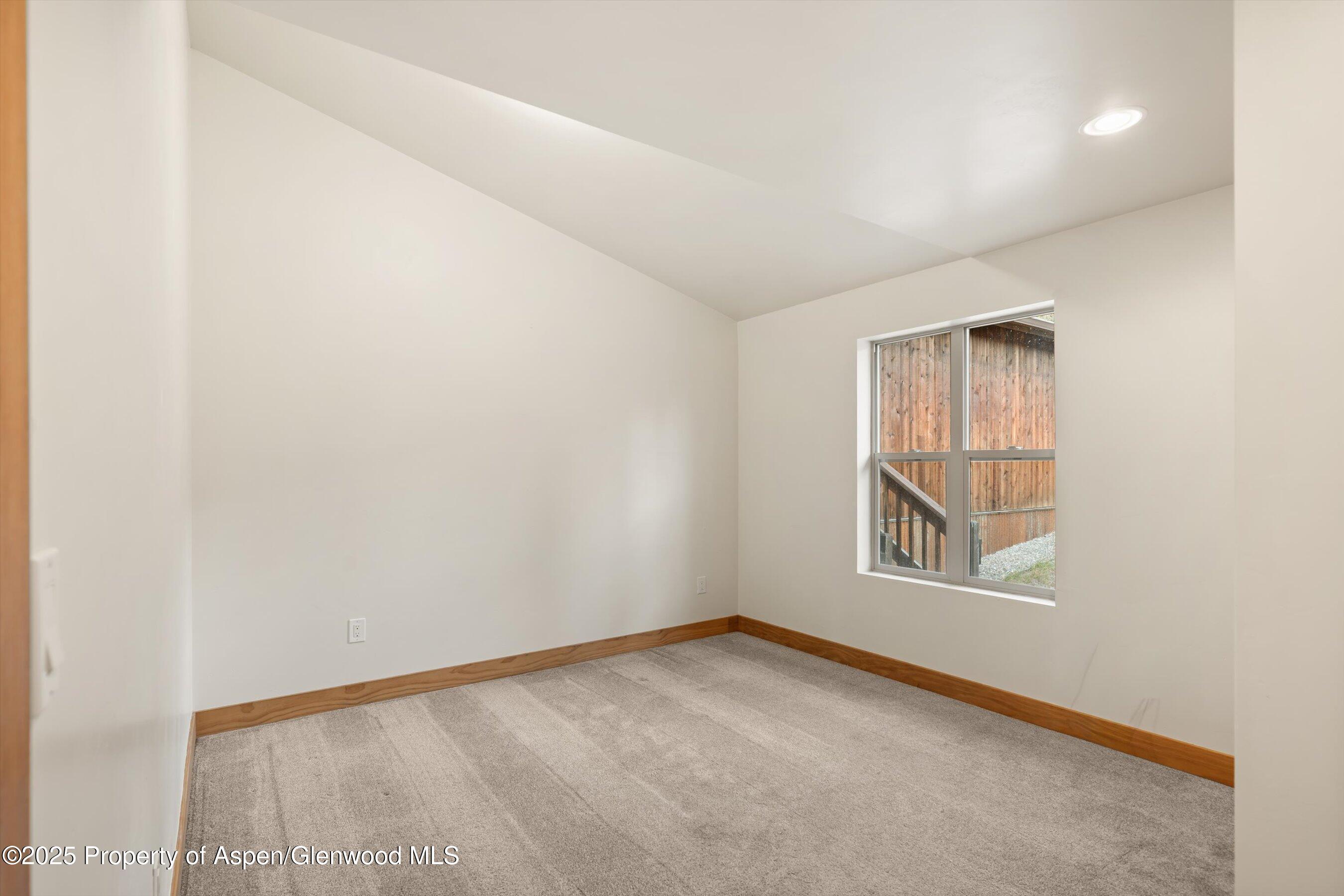 Glenwood Springs, Colorado, 81601, United States, 4 Bedrooms Bedrooms, ,3 BathroomsBathrooms,Residential,For Sale,2000714