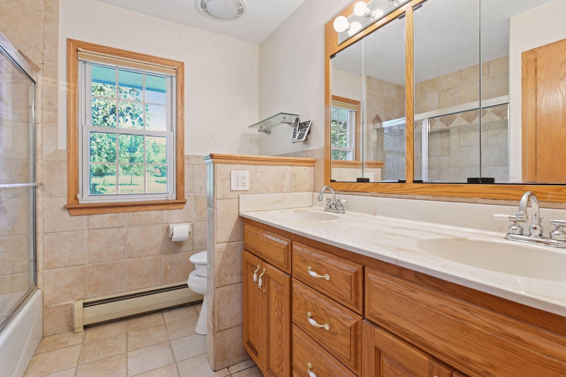 Minnetrista, Minnesota, 55364, United States, 3 Bedrooms Bedrooms, ,2 BathroomsBathrooms,Residential,For Sale,1902548