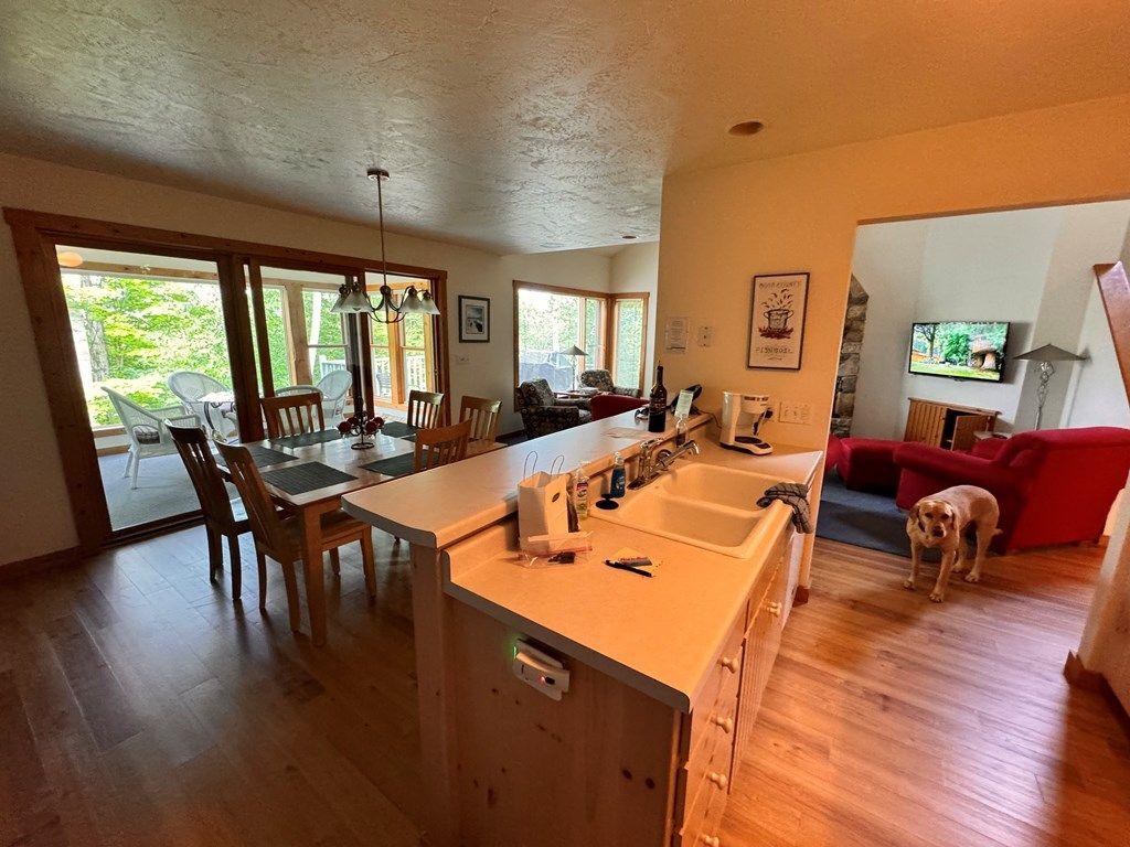 Fish Creek, Wisconsin, 54212, United States, 3 Bedrooms Bedrooms, ,3 BathroomsBathrooms,Residential,For Sale,1828521