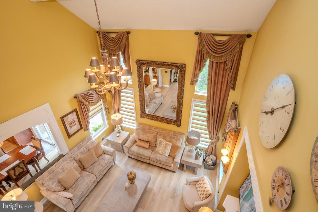 Monroe Township, New Jersey, 08831, United States, 5 Bedrooms Bedrooms, ,4 BathroomsBathrooms,Residential,For Sale,1895133