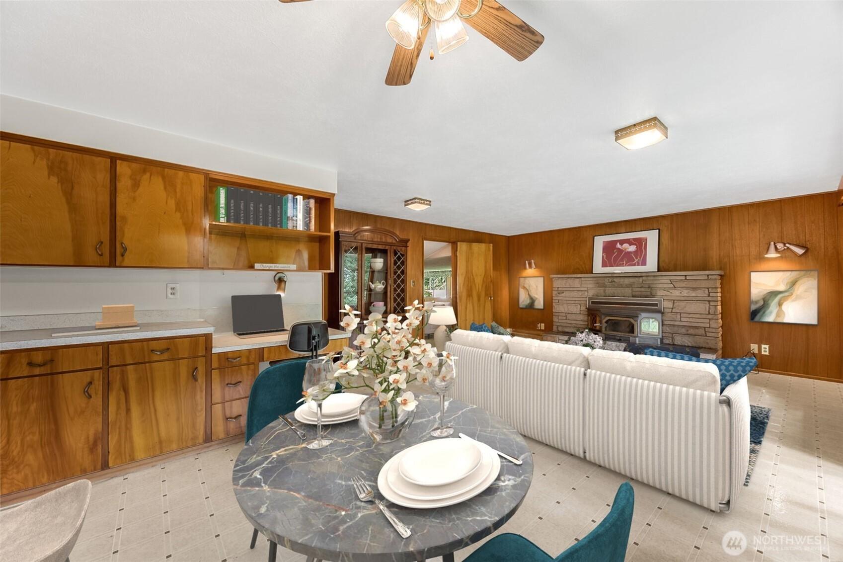 TACOMA, Washington, 98443, United States, 4 Bedrooms Bedrooms, ,3 BathroomsBathrooms,Residential,For Sale,1896165