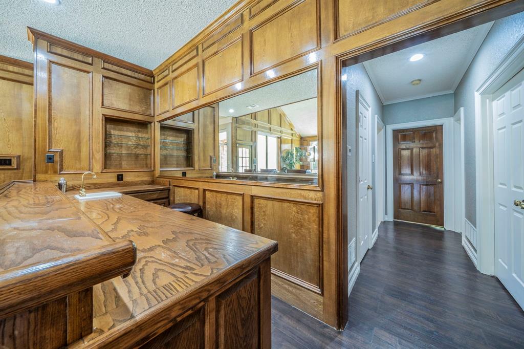 Arlington, Texas, 76013, United States, 4 Bedrooms Bedrooms, ,4 BathroomsBathrooms,Residential,For Sale,1978086