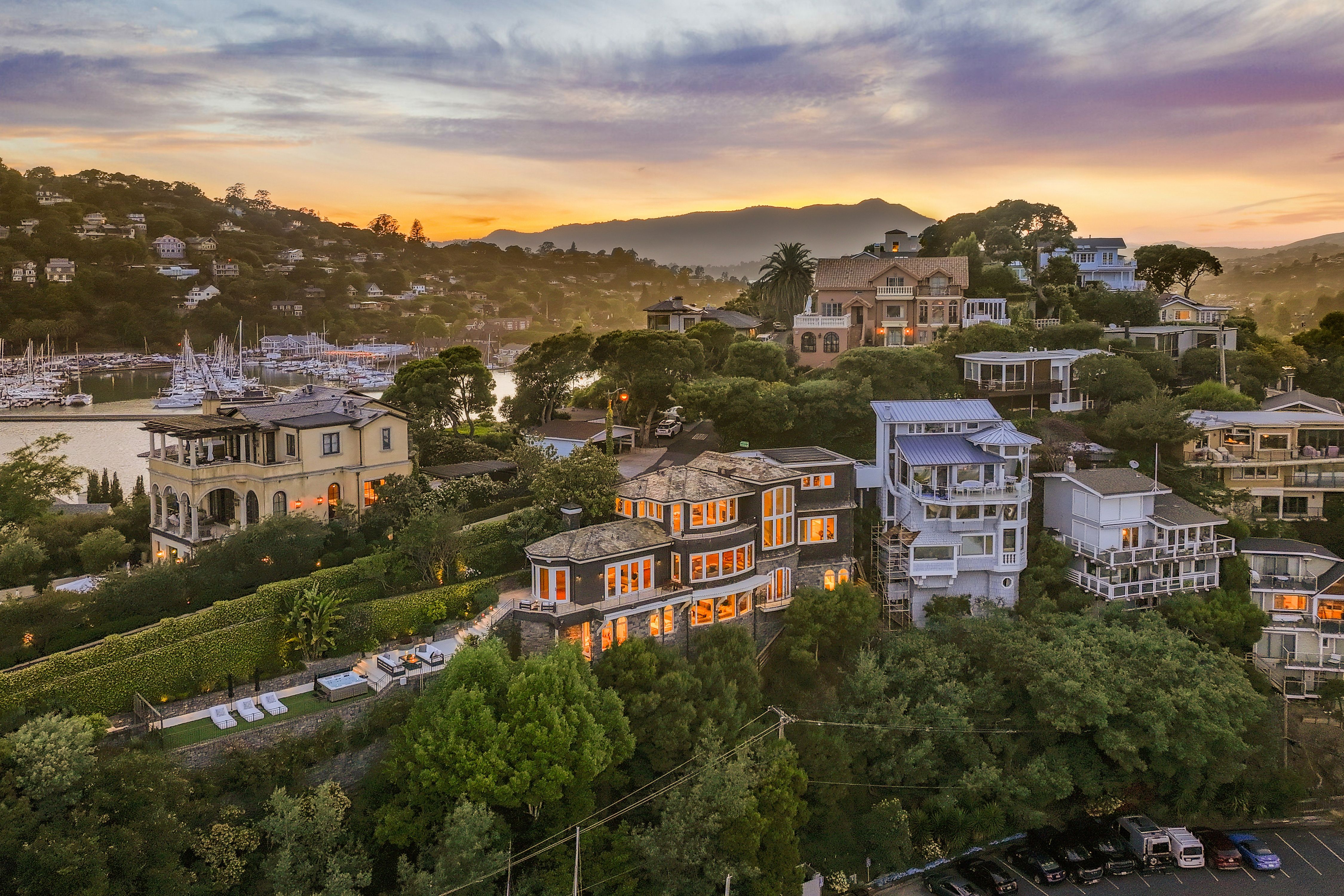  Corinthian Island Estate - 物件實景