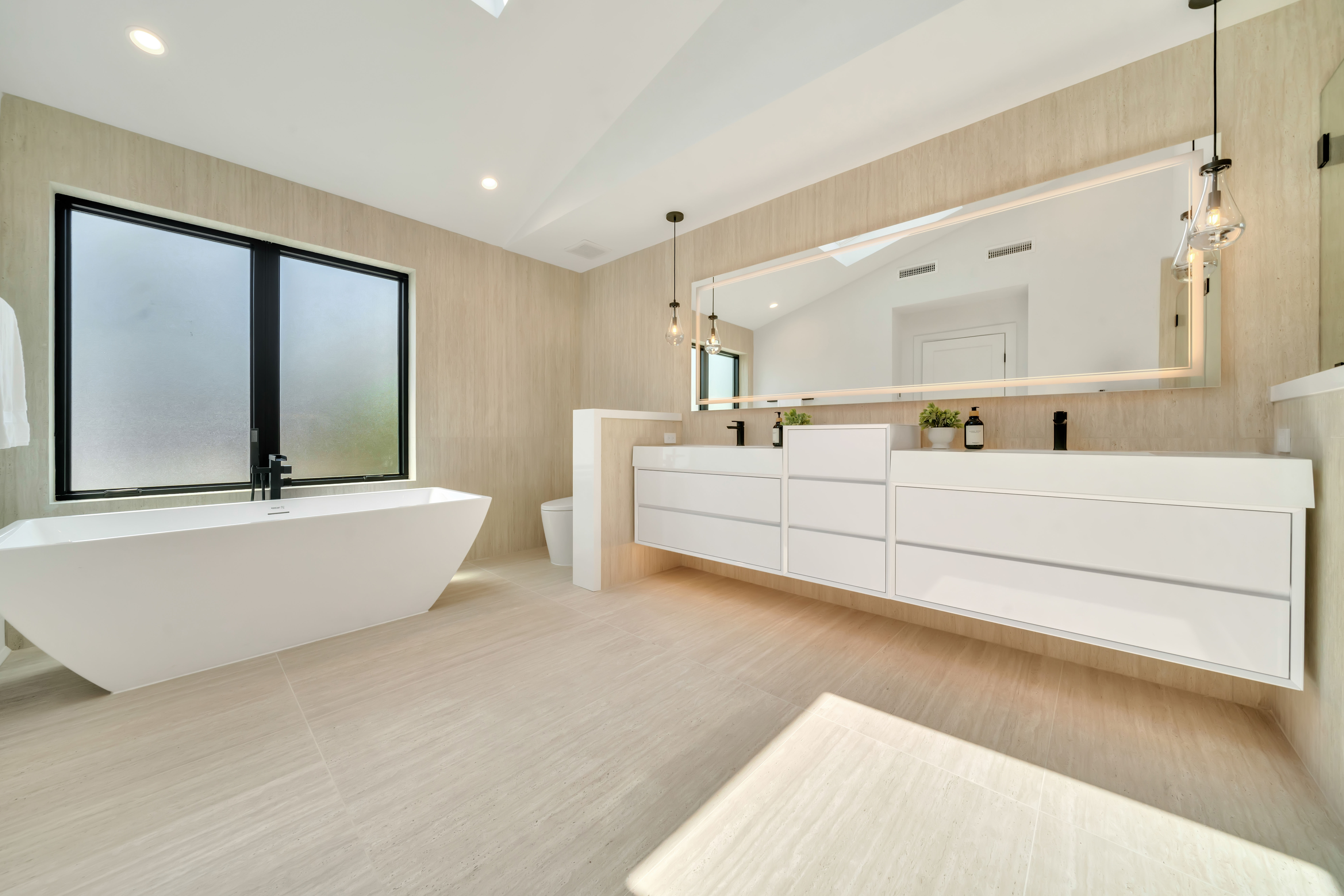  1077 Abbott Boulevard, Fort Lee, NJ 07024 - 物件實景