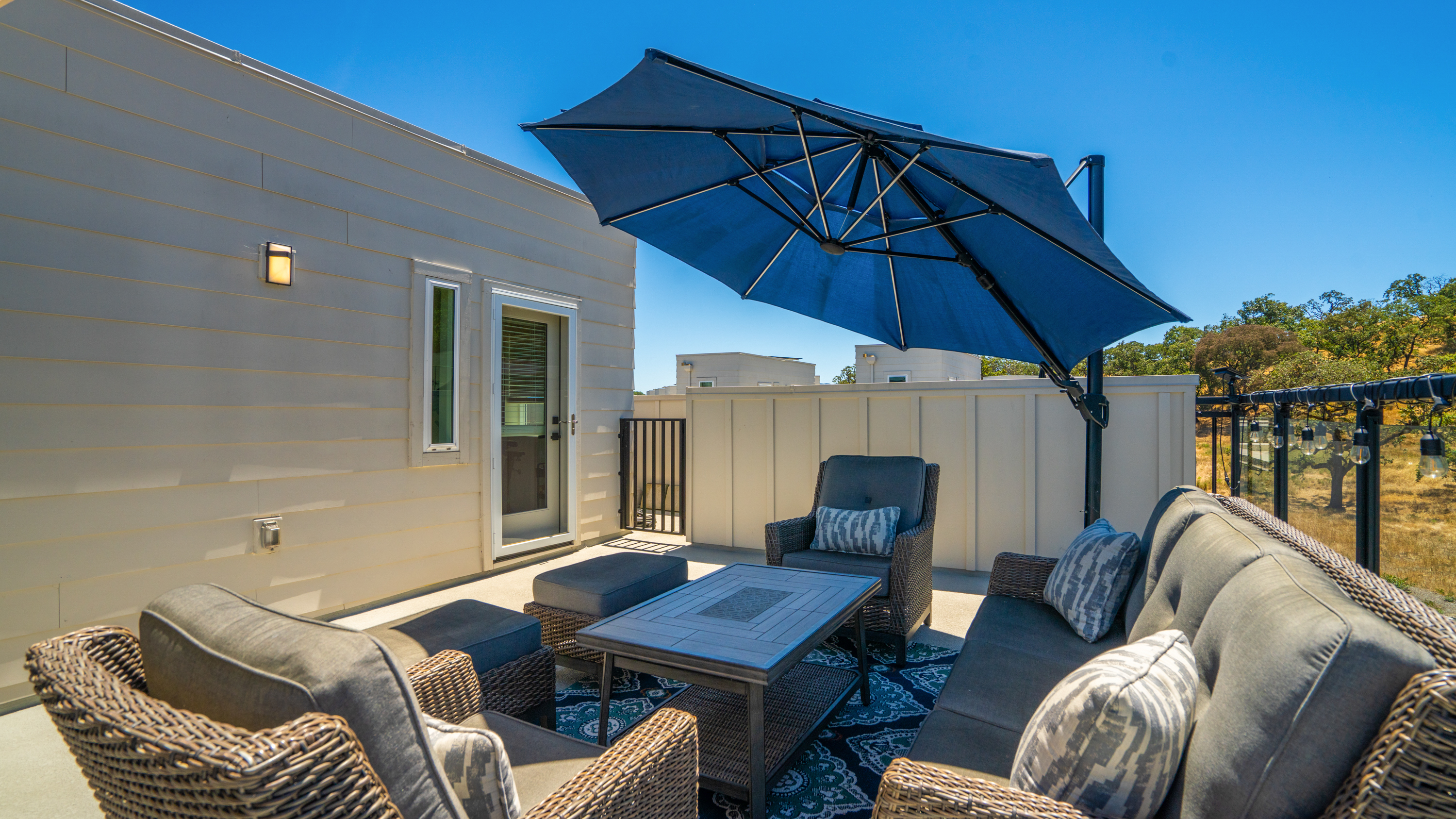  Modern Townhome in Novato - 物件實景